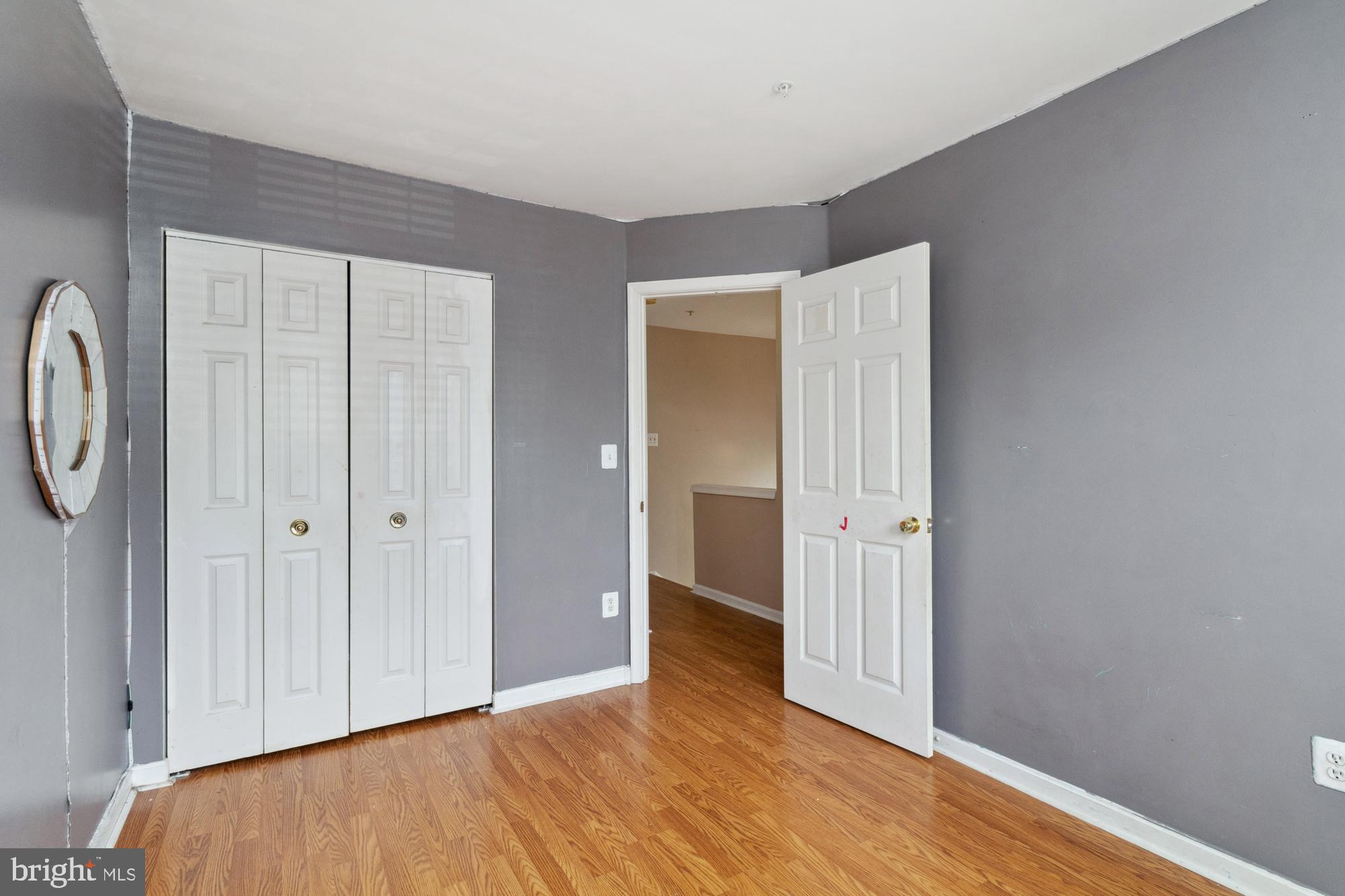 THE VILLAGES OF LYONSFIELD RUN - Residential Lease