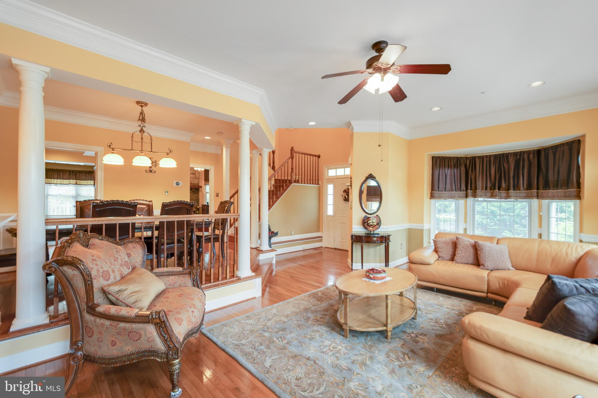 ROSE HILL FALLS - Residential