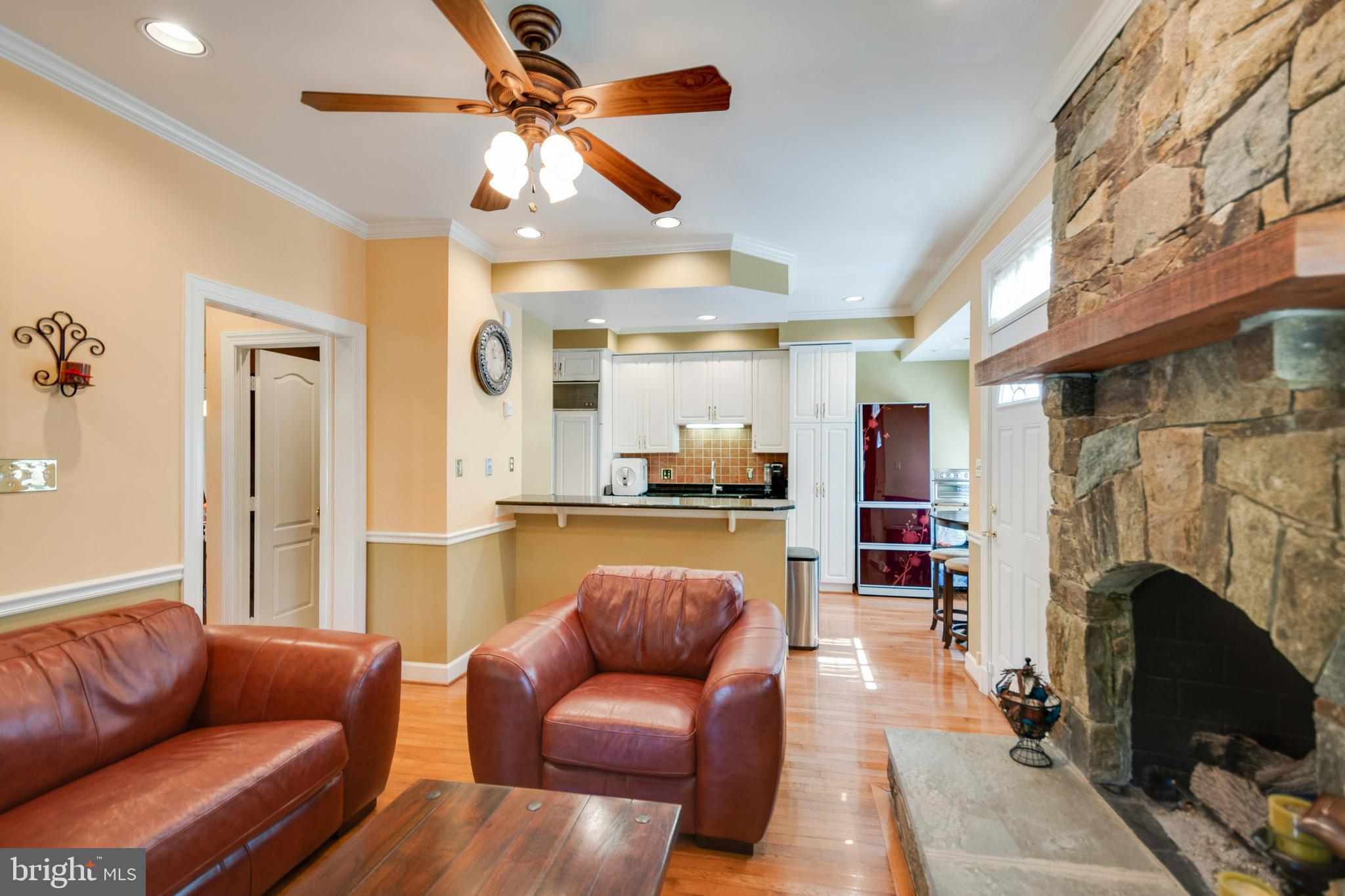 ROSE HILL FALLS - Residential