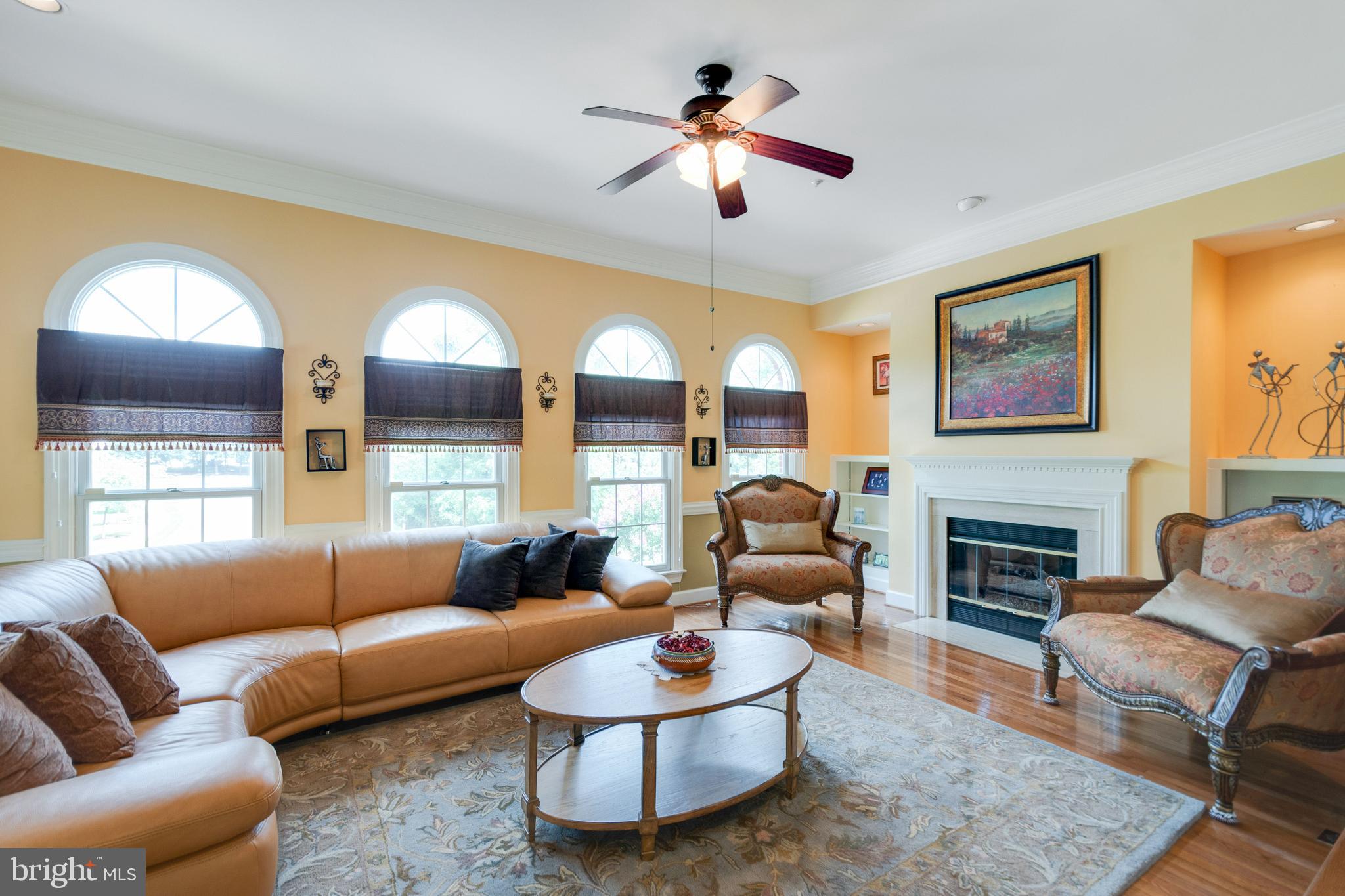 ROSE HILL FALLS - Residential