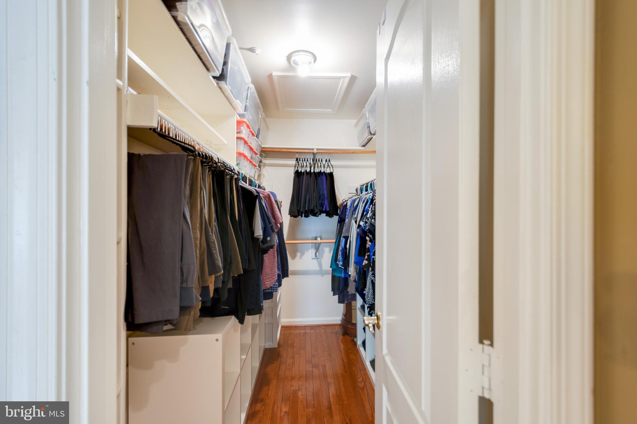 ROSE HILL FALLS - Residential