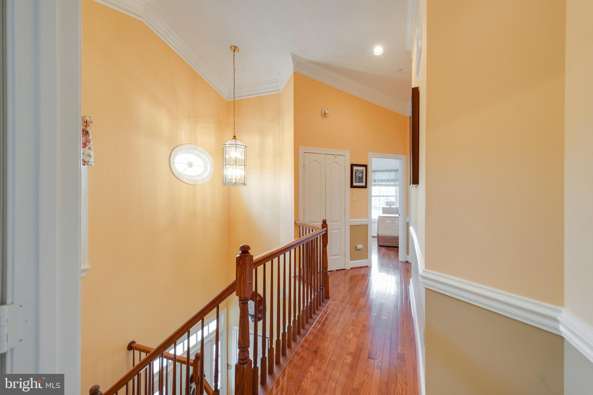 ROSE HILL FALLS - Residential