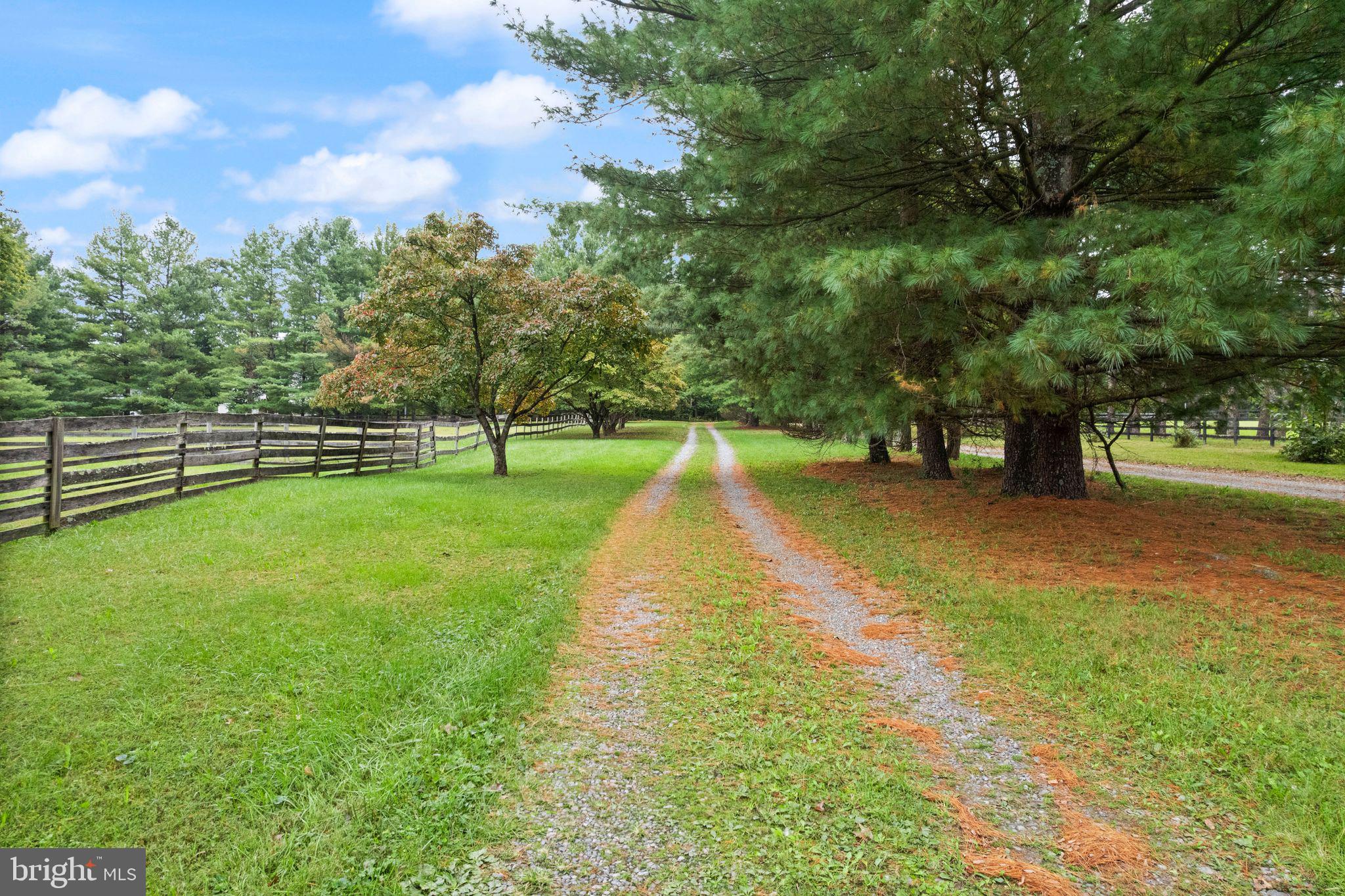 18957 AIRMONT ROAD