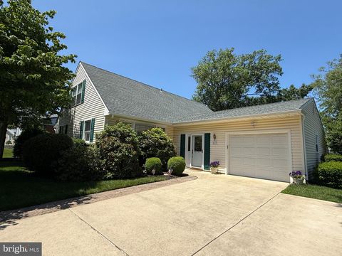419 SARATOGA DRIVE CHERRY HILL NJ 08002