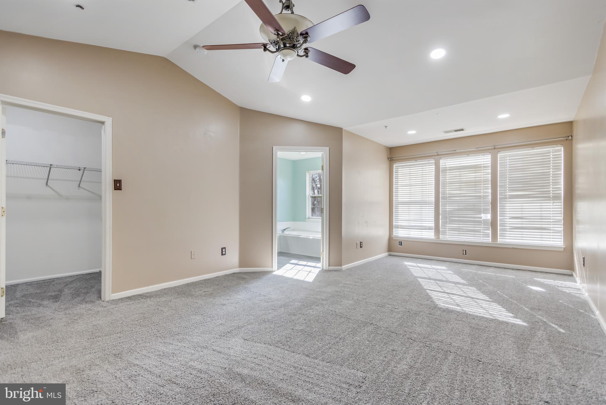 VILLAGE TOWNS - Residential