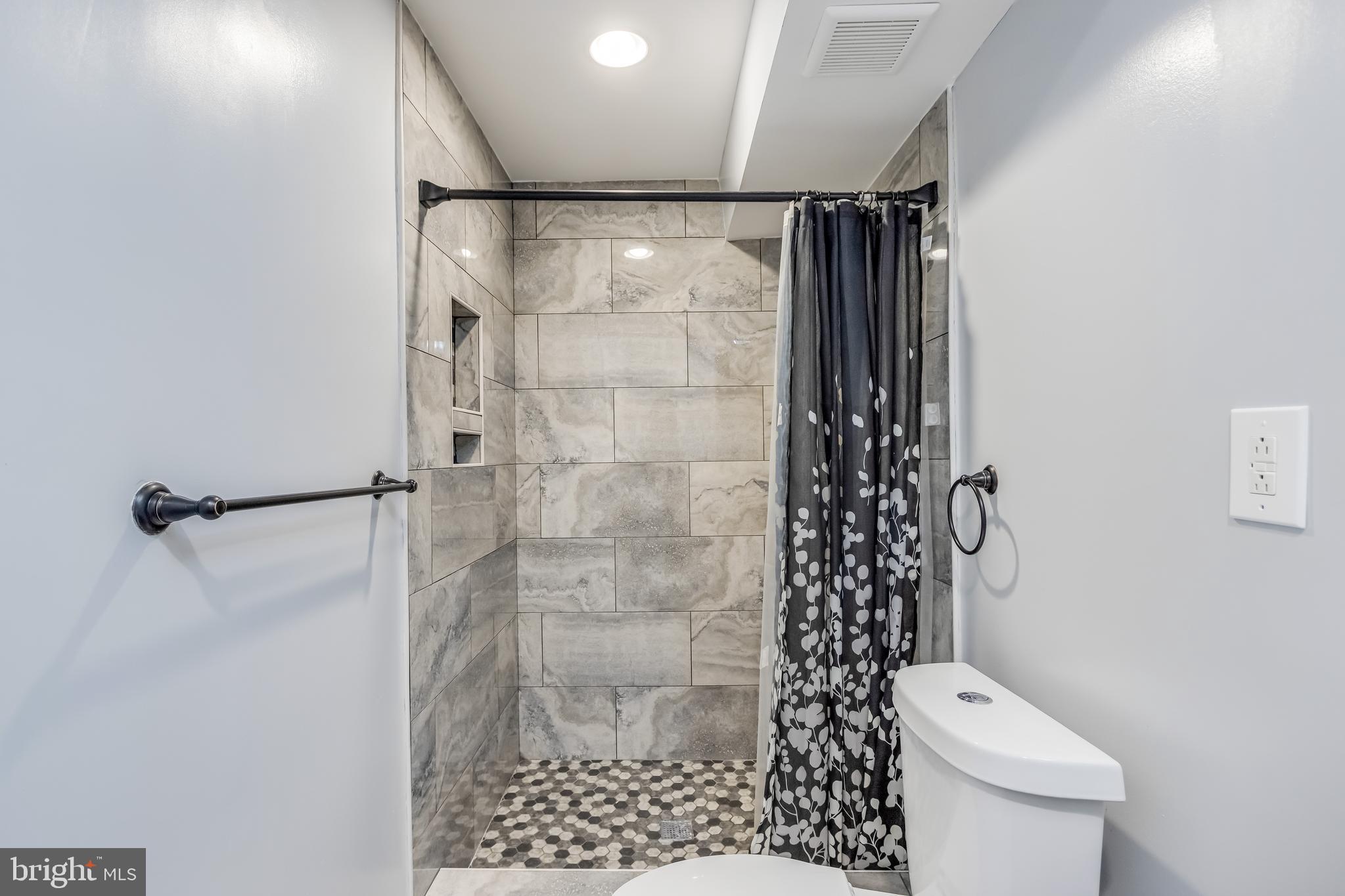 VILLAGE TOWNS - Residential