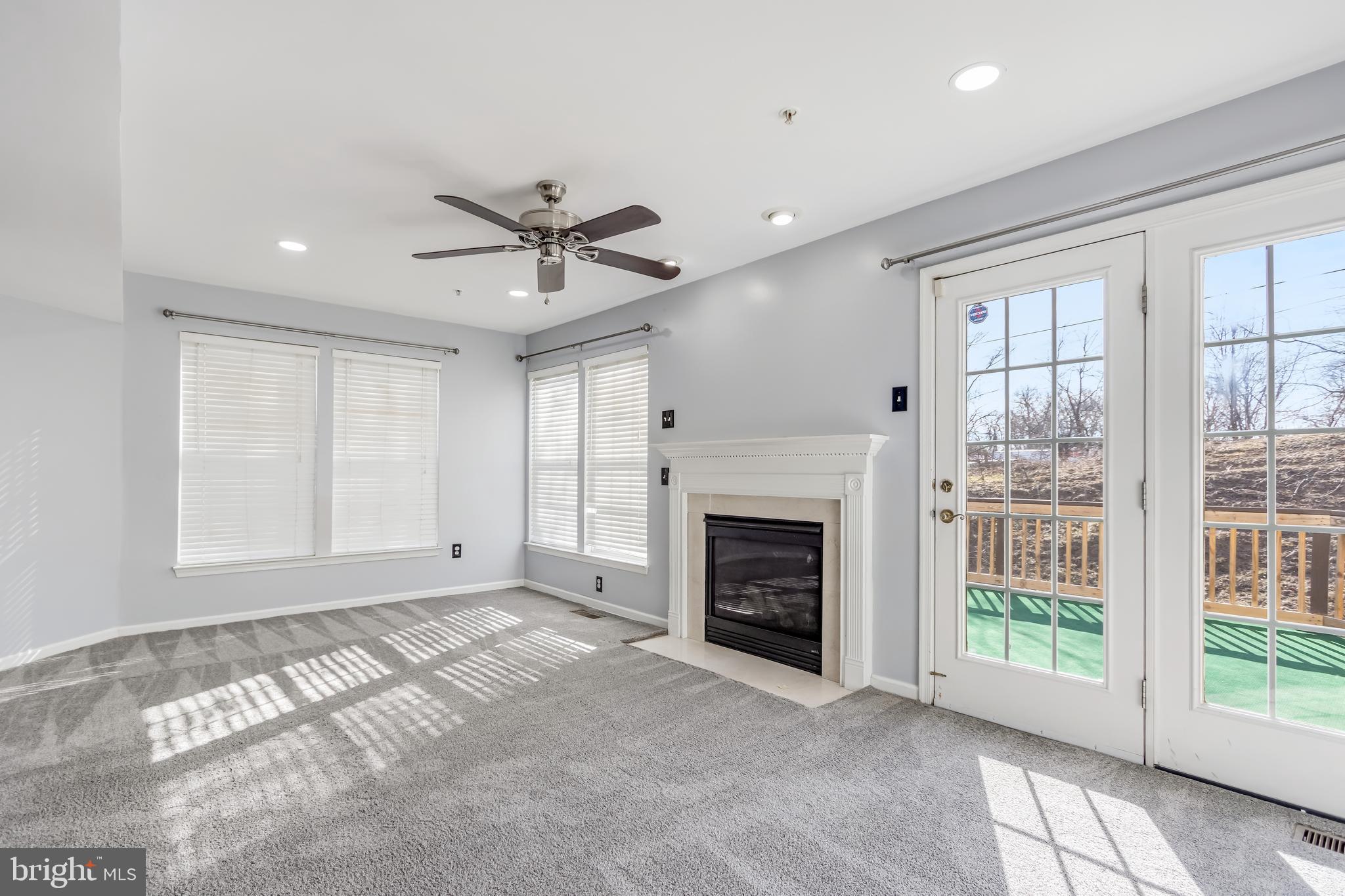 VILLAGE TOWNS - Residential