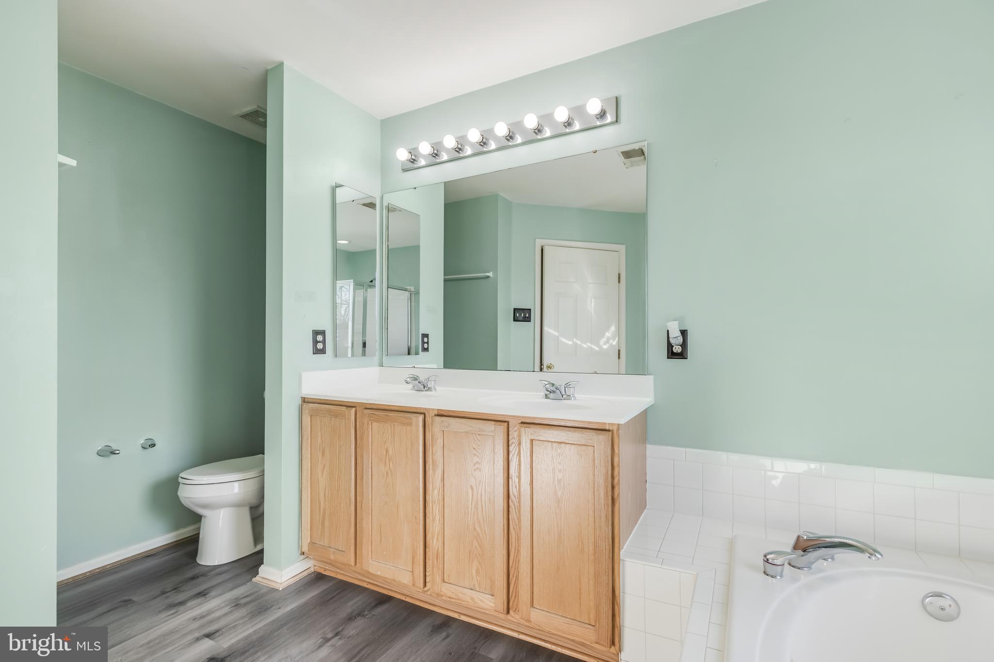 VILLAGE TOWNS - Residential