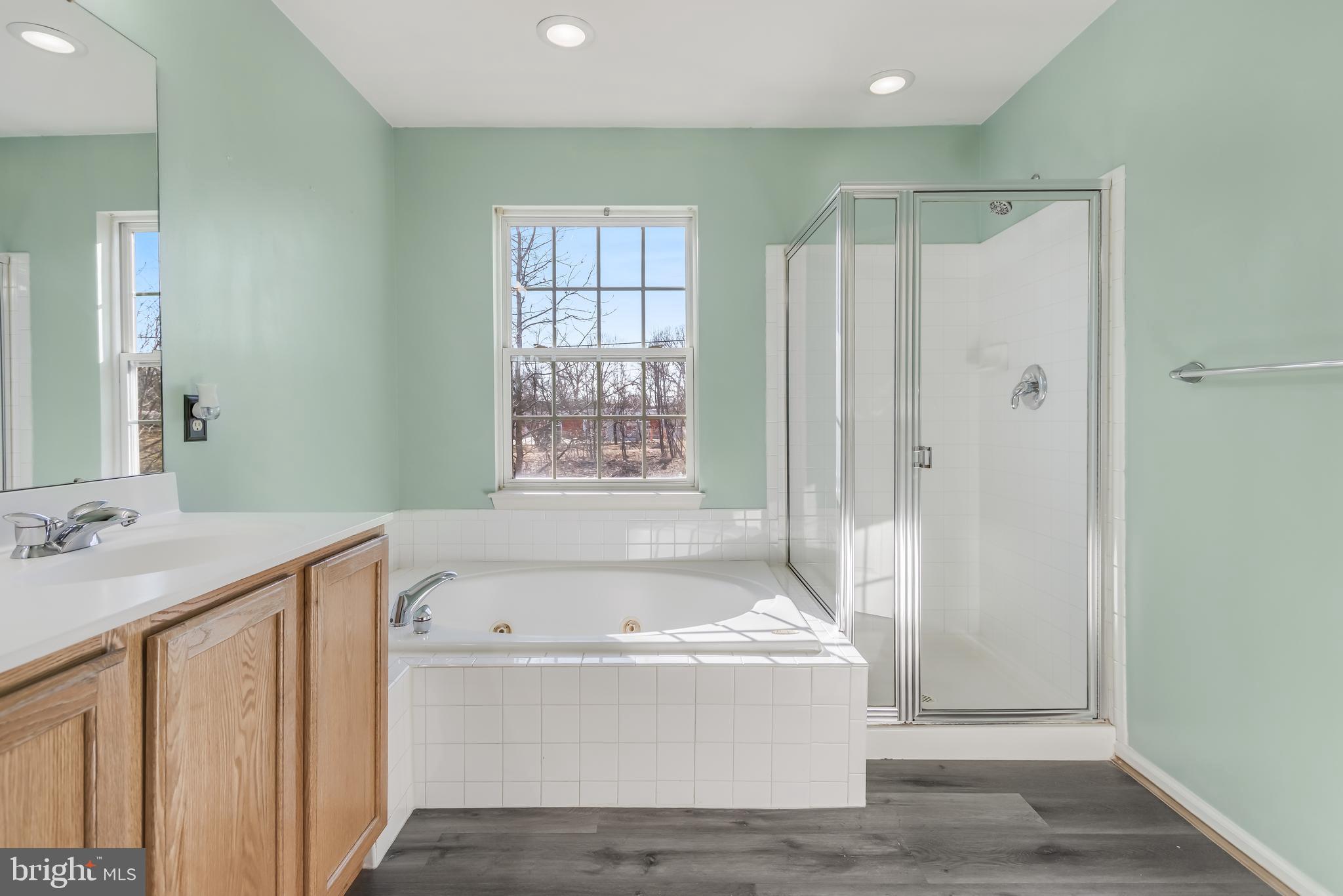 VILLAGE TOWNS - Residential