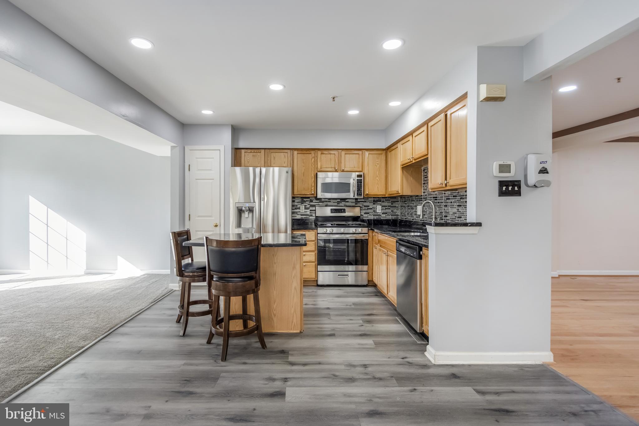 VILLAGE TOWNS - Residential