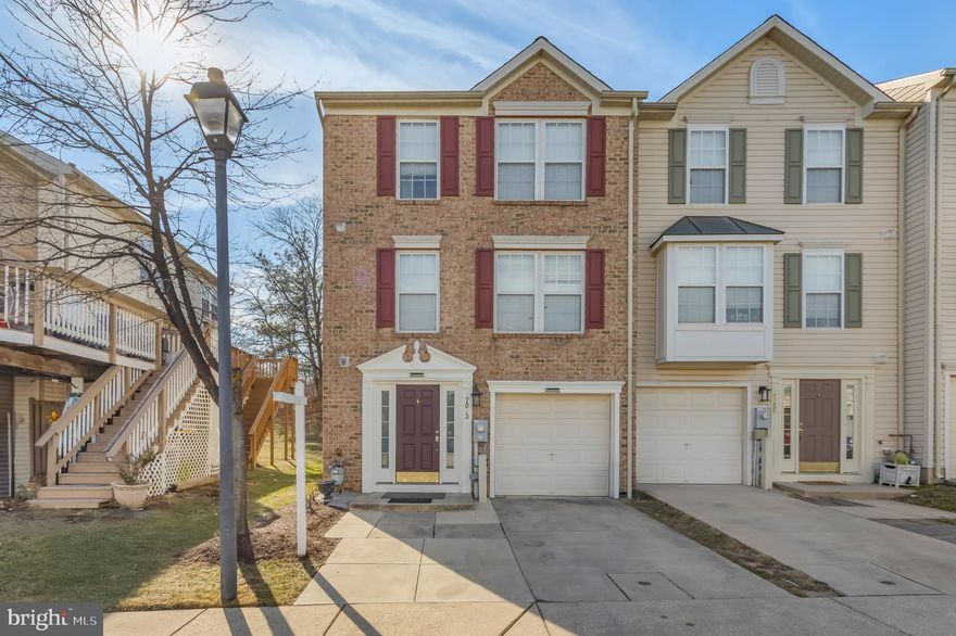 4 bedrooms pristine condition End unit townhouse in Elkridge,  MD. with 3 full bathrooms and one half bathroom ready to move in. Everything is excellent condition., With the water heater and HVAC being changed in 2023.  Roofs were changed 6 months ago.  freshly washed 1 year old carpet. Here's all that's new to the house, there's new paint, a new fridge, a new washing machine, a new dryer, and there has also been an extended driveway created by the previous owner.