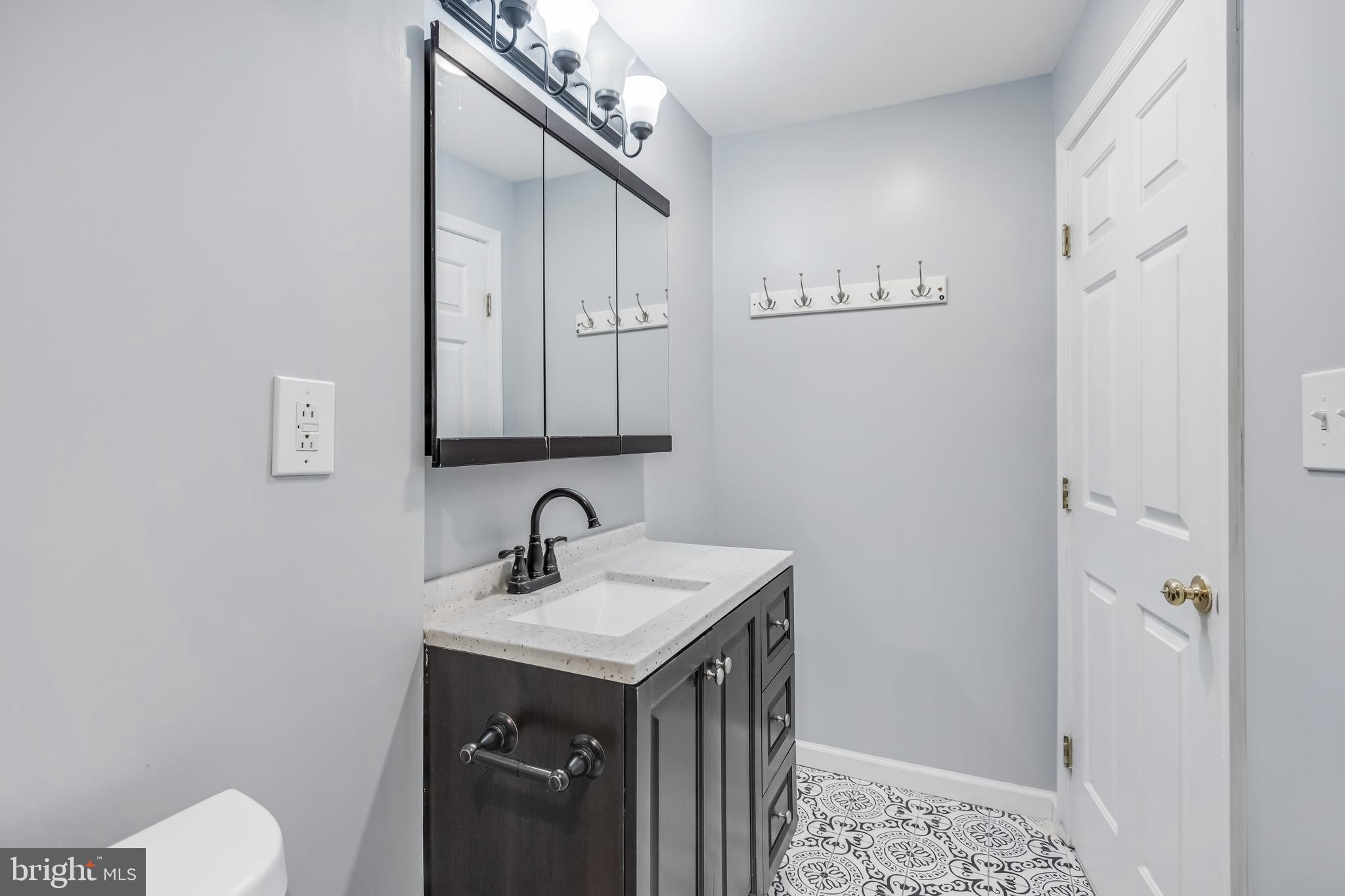 VILLAGE TOWNS - Residential