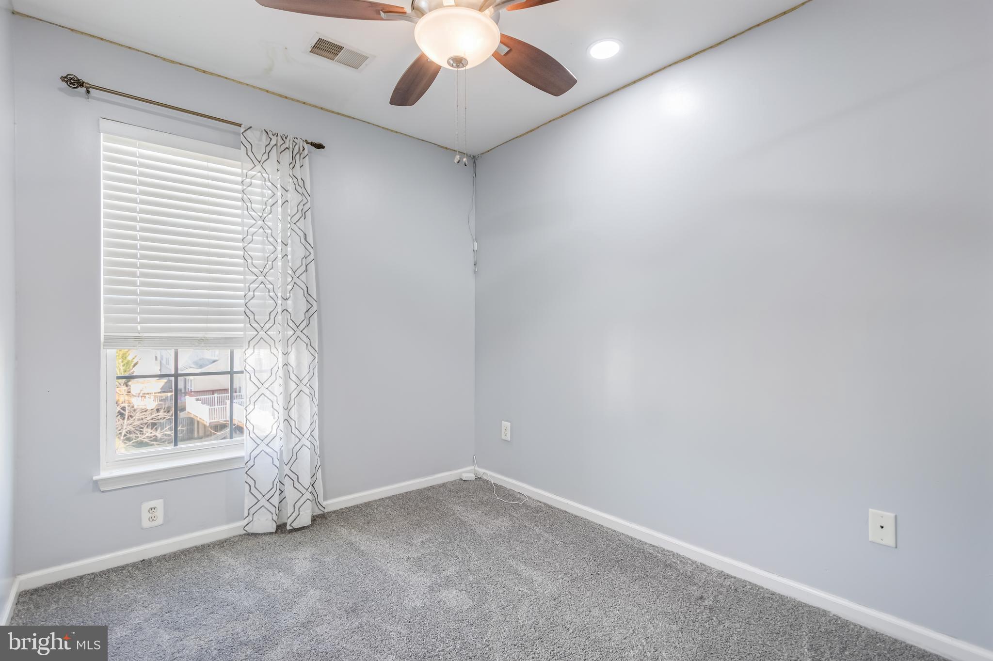 VILLAGE TOWNS - Residential