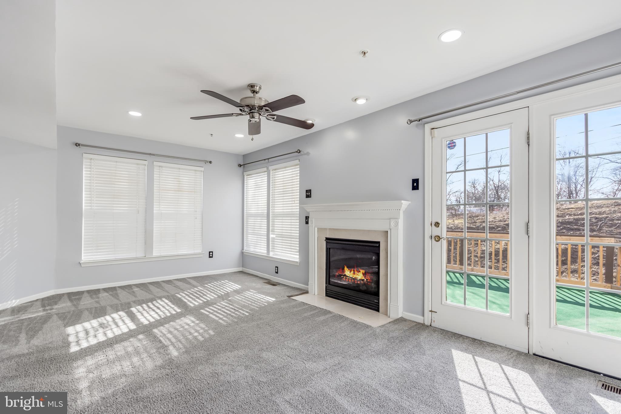 VILLAGE TOWNS - Residential