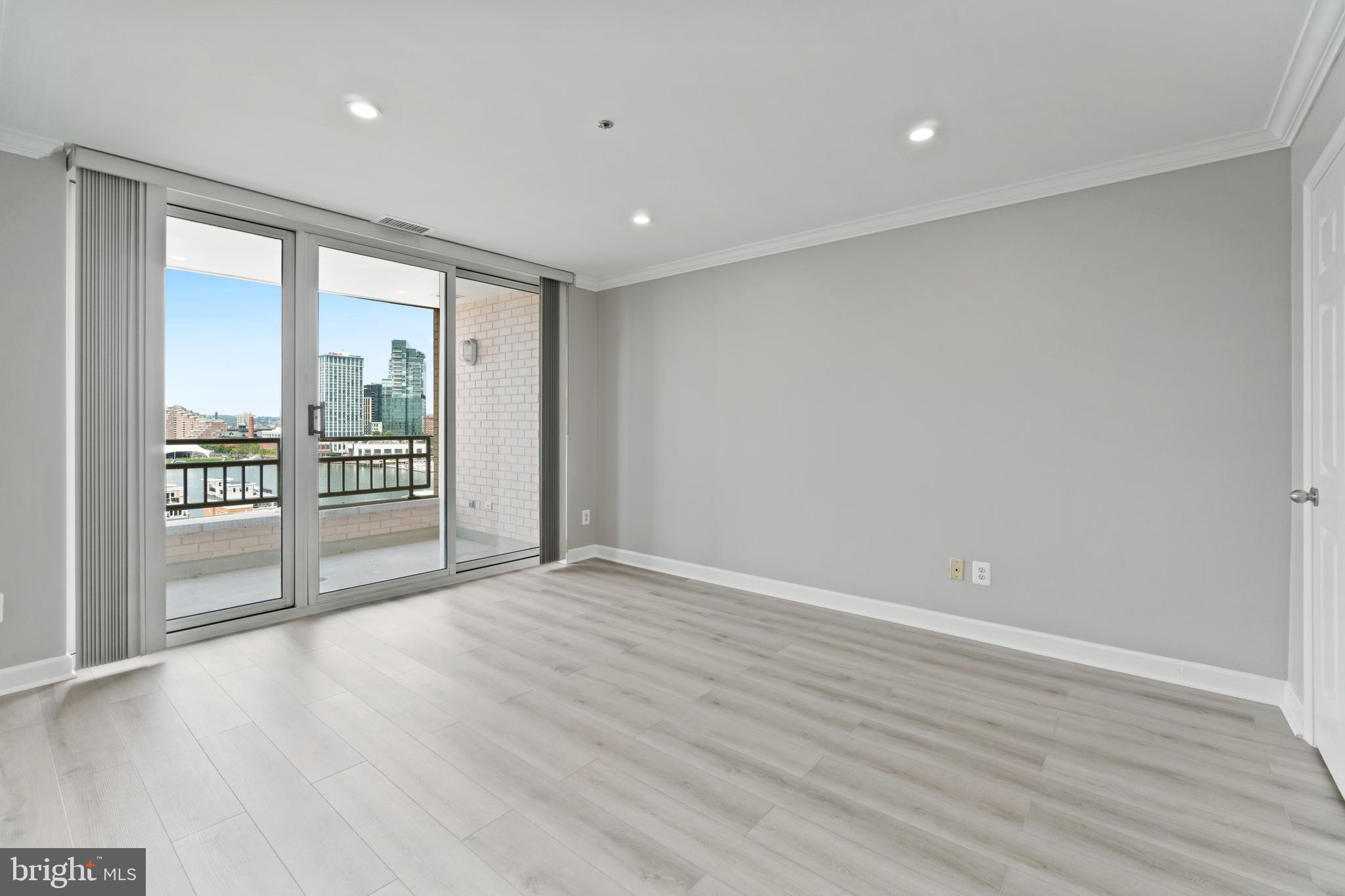 HARBORVIEW - Residential Lease