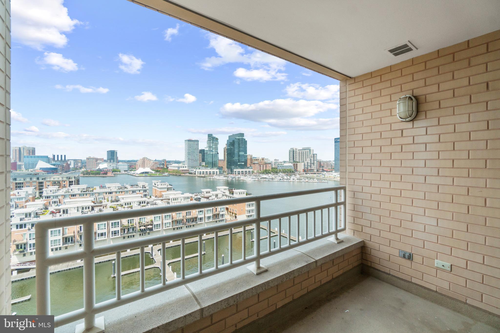 HARBORVIEW - Residential Lease