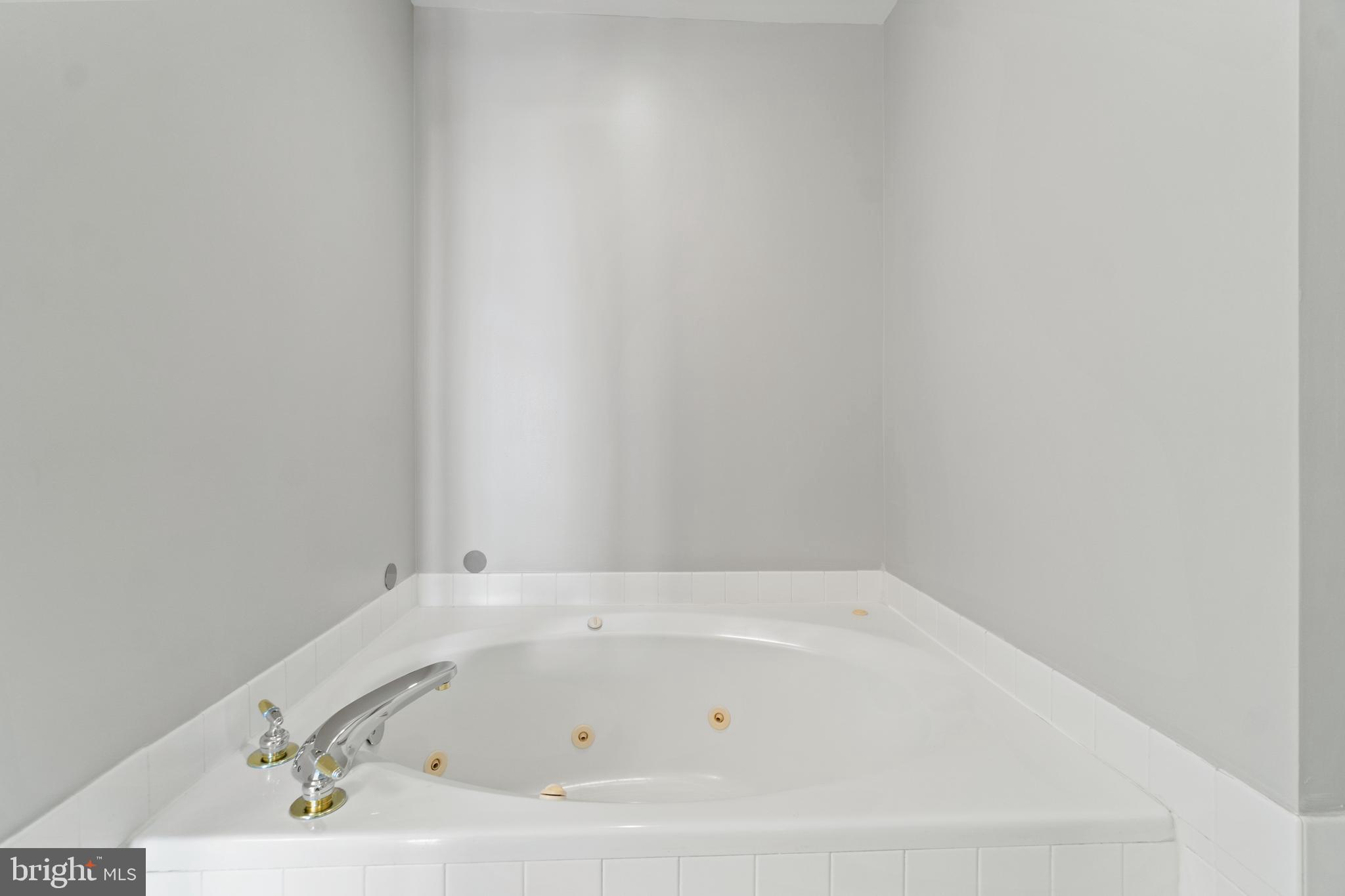 HARBORVIEW - Residential Lease