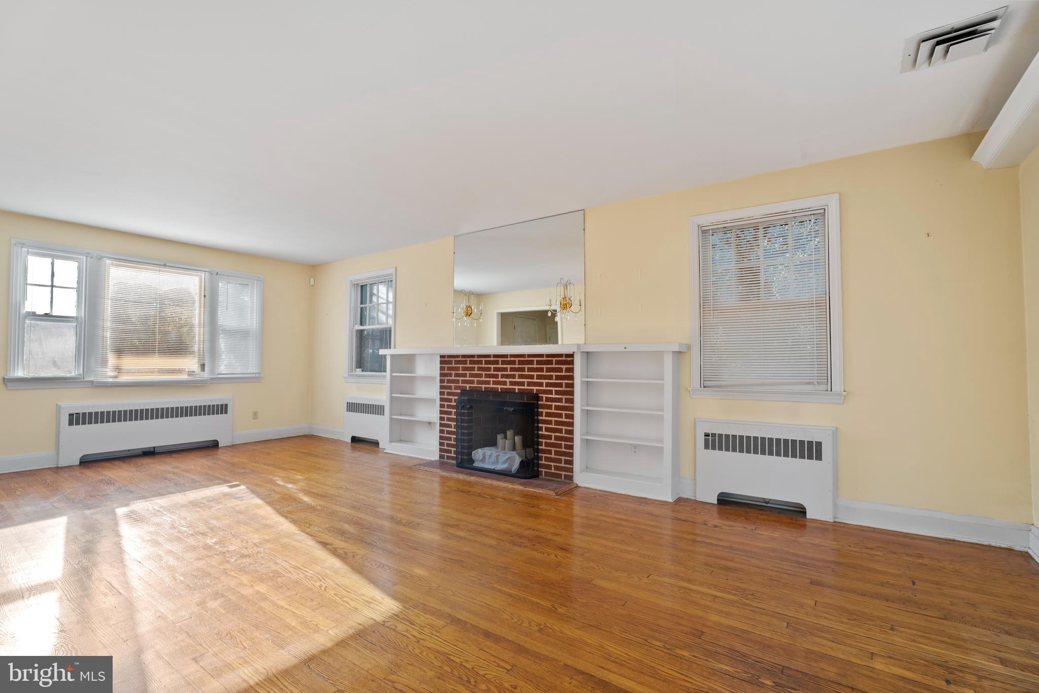 MORGAN PARK - Residential