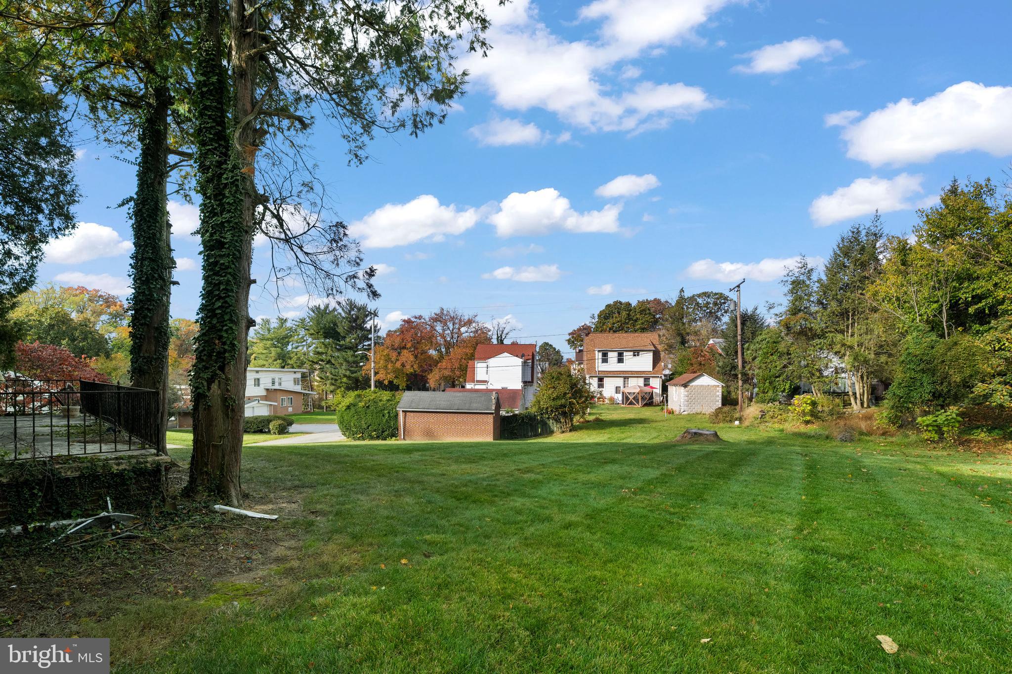 MORGAN PARK - Residential