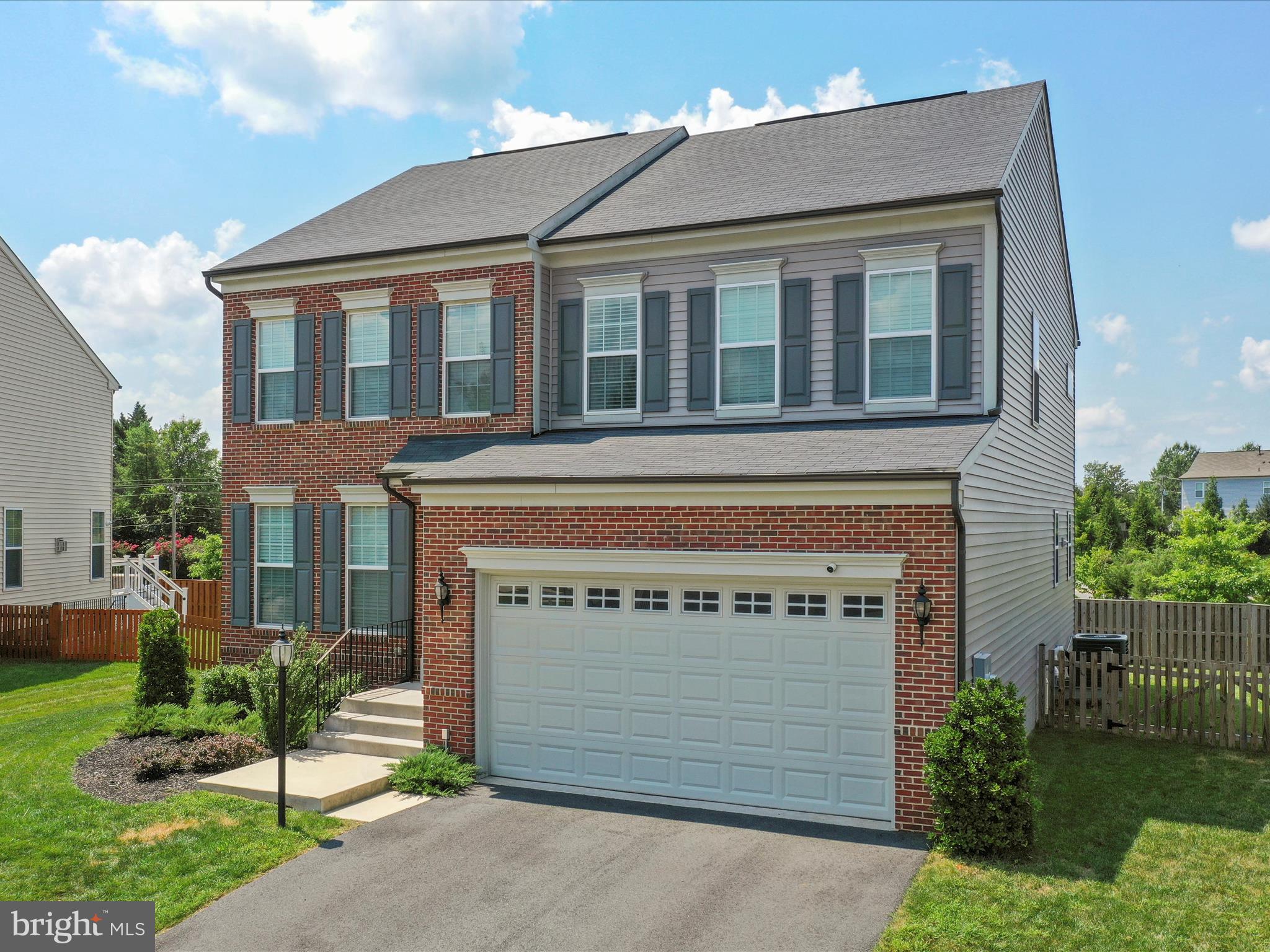 CAYDEN RIDGE - Residential