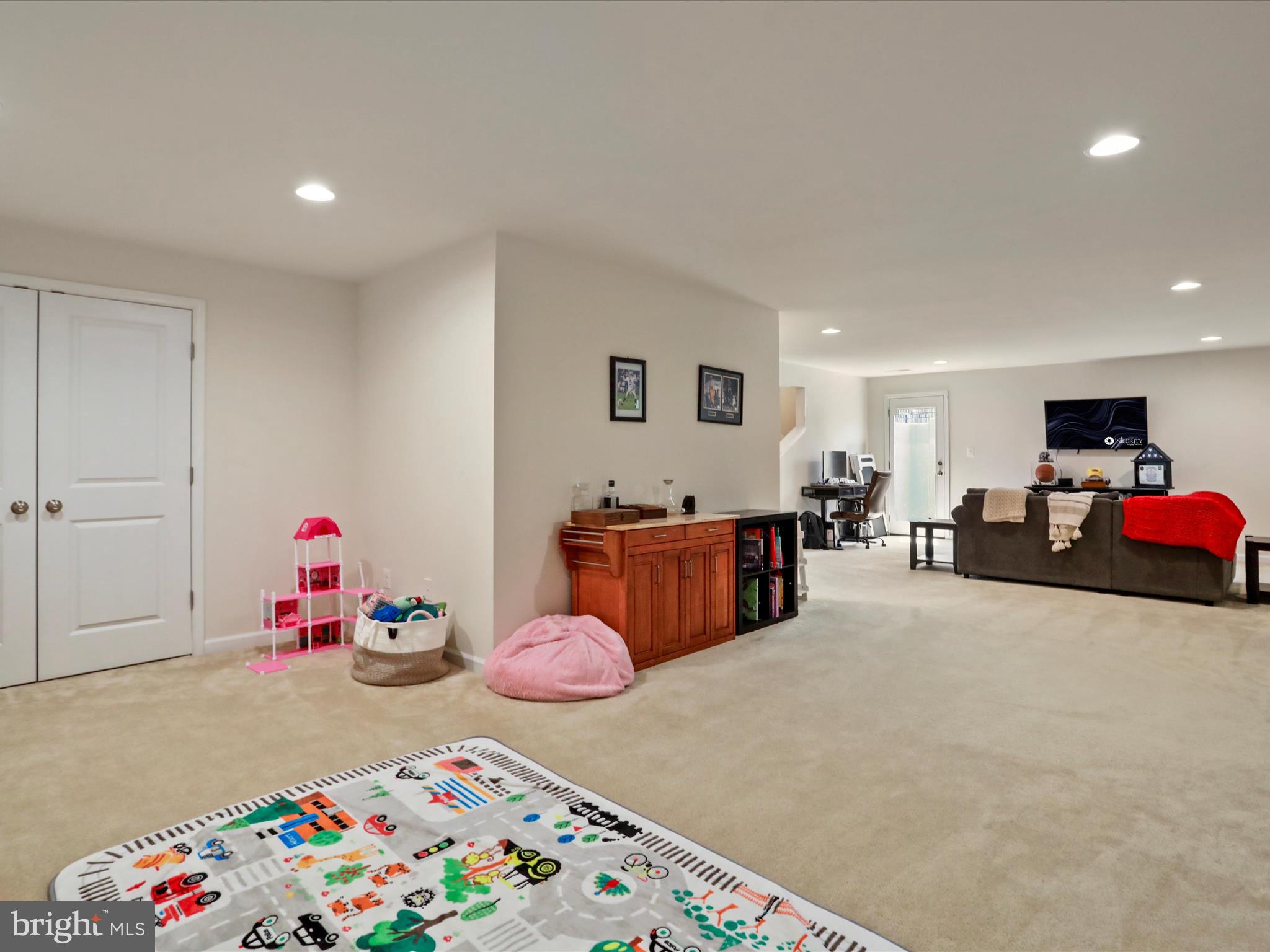 CAYDEN RIDGE - Residential