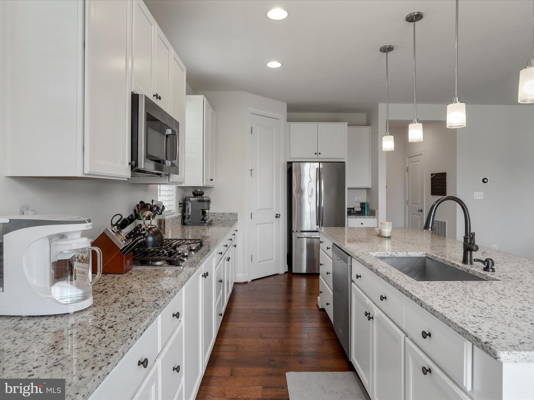 CAYDEN RIDGE - Residential