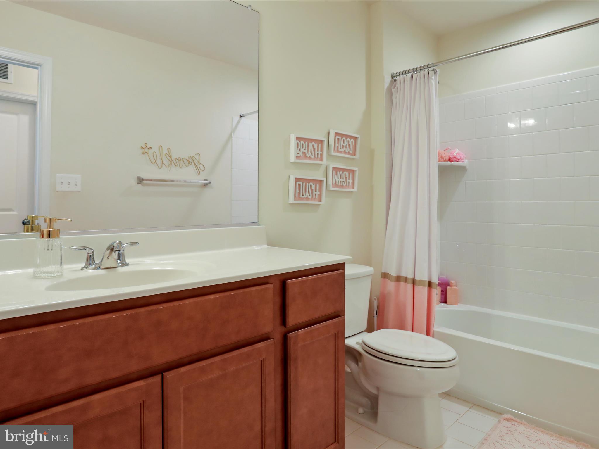 CAYDEN RIDGE - Residential