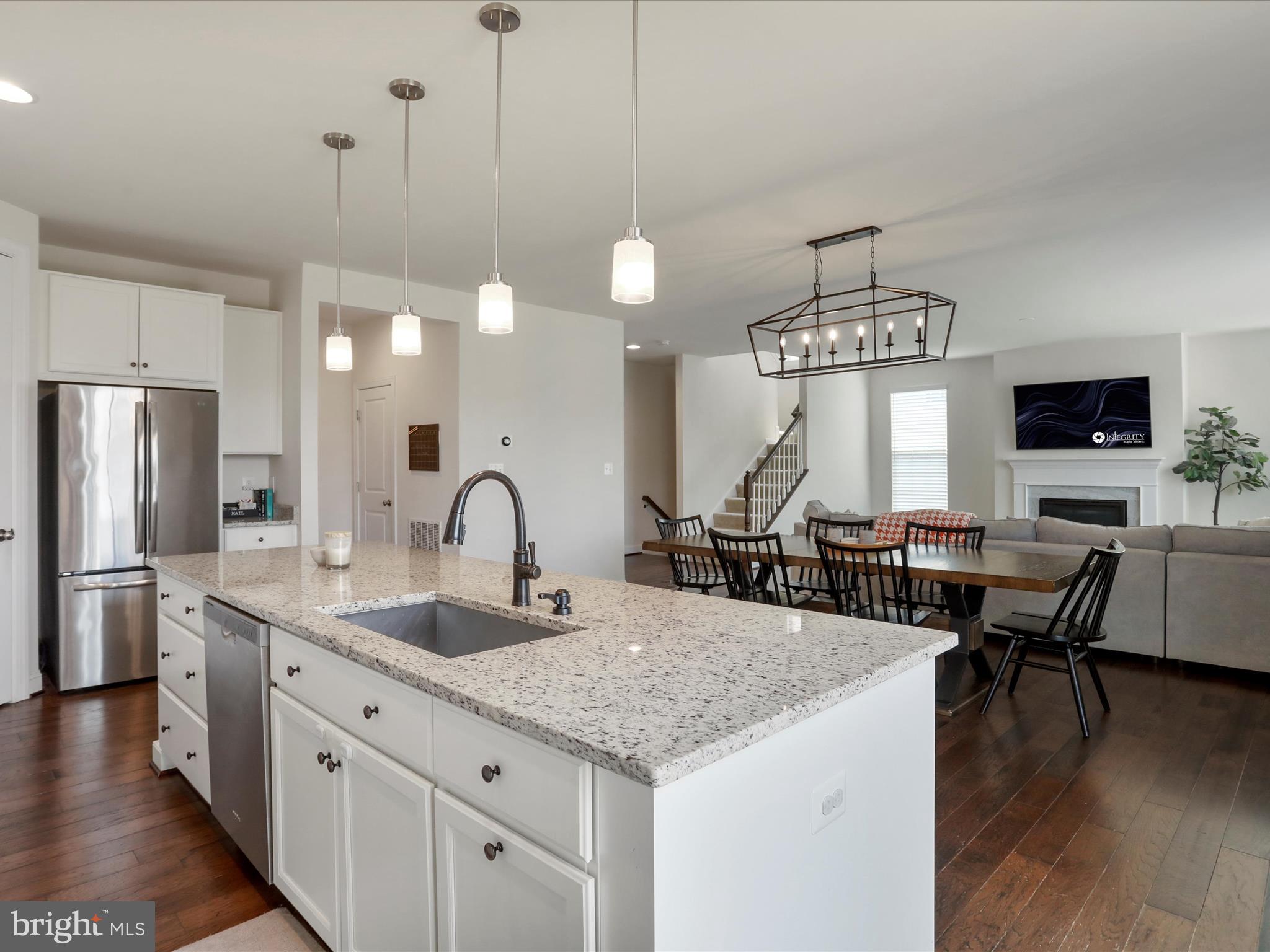 CAYDEN RIDGE - Residential