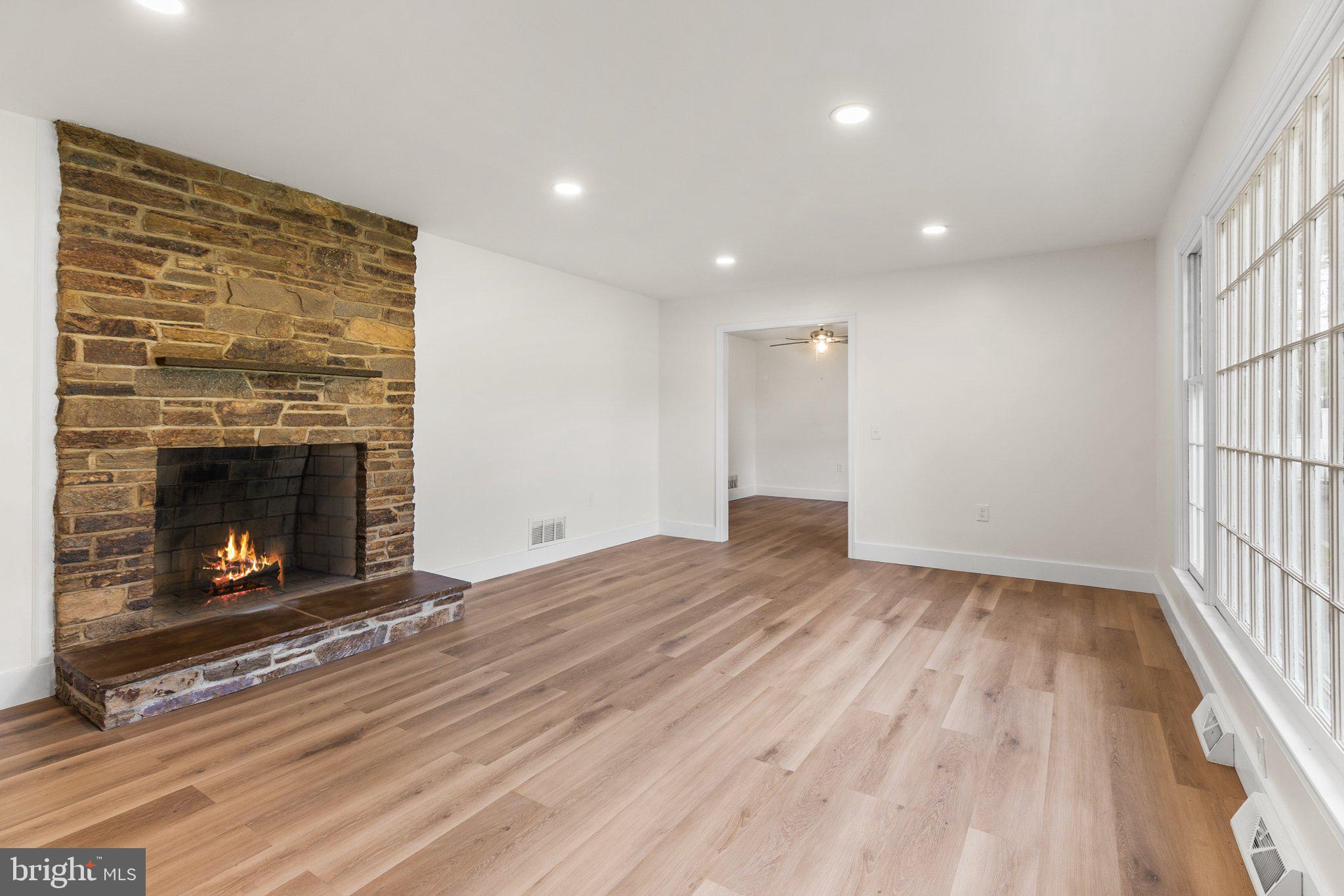 2530 VETERANS DRIVE