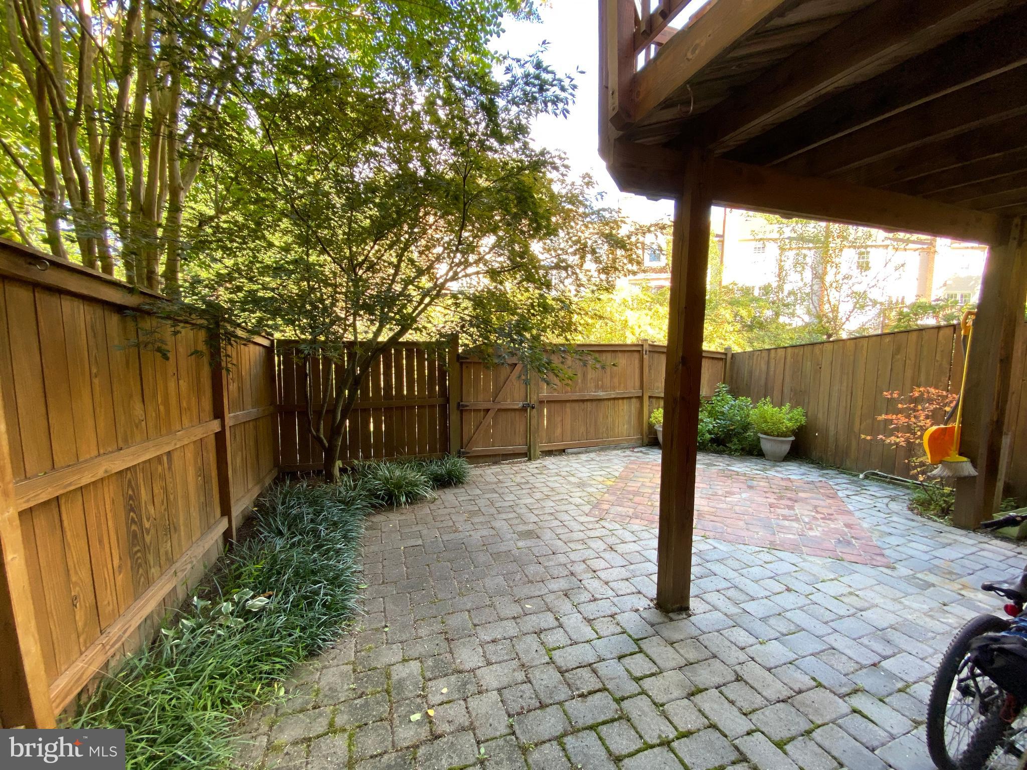 2893 SUTTON OAKS LANE