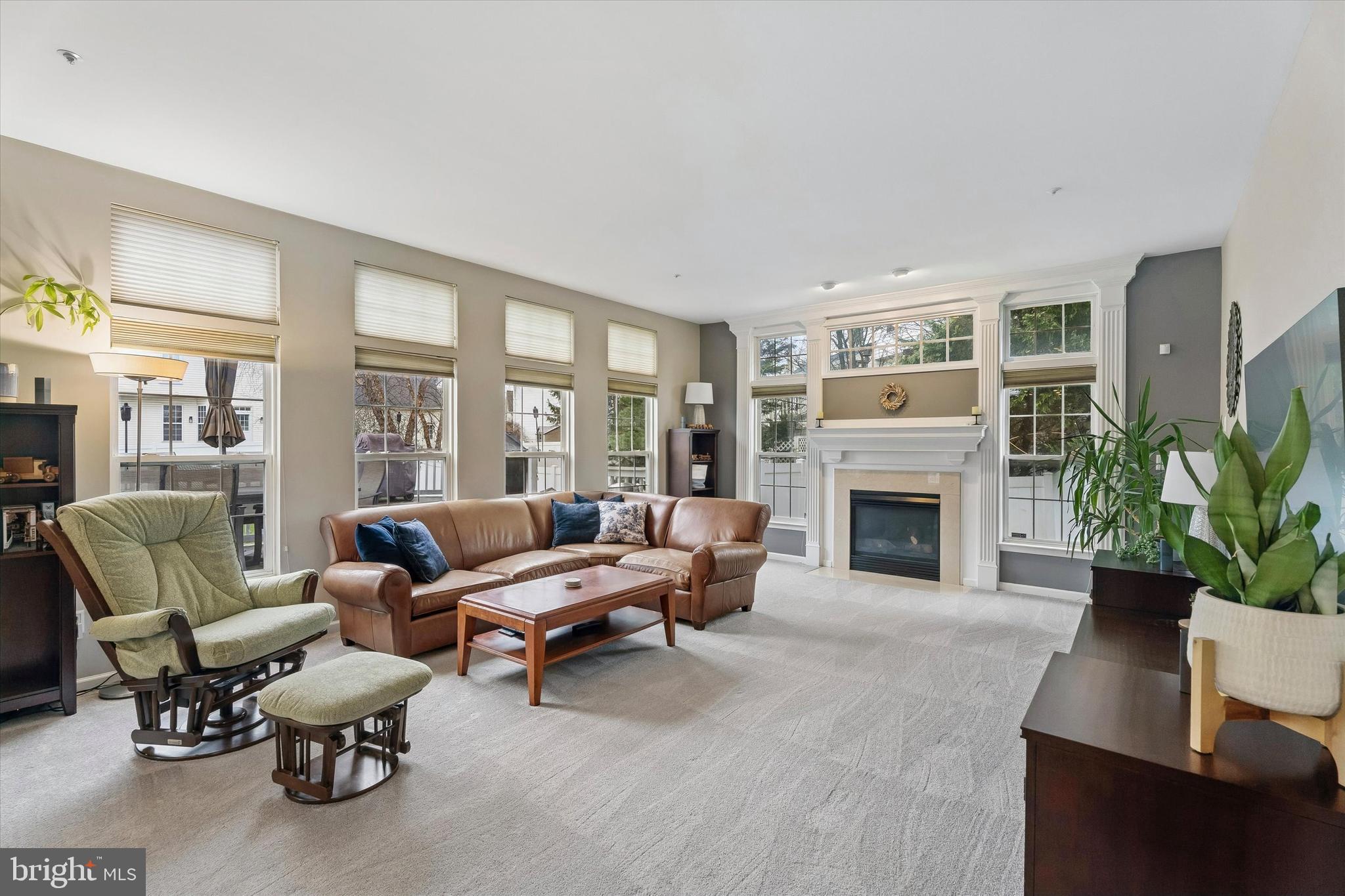 MAPLE KNOLL - Residential