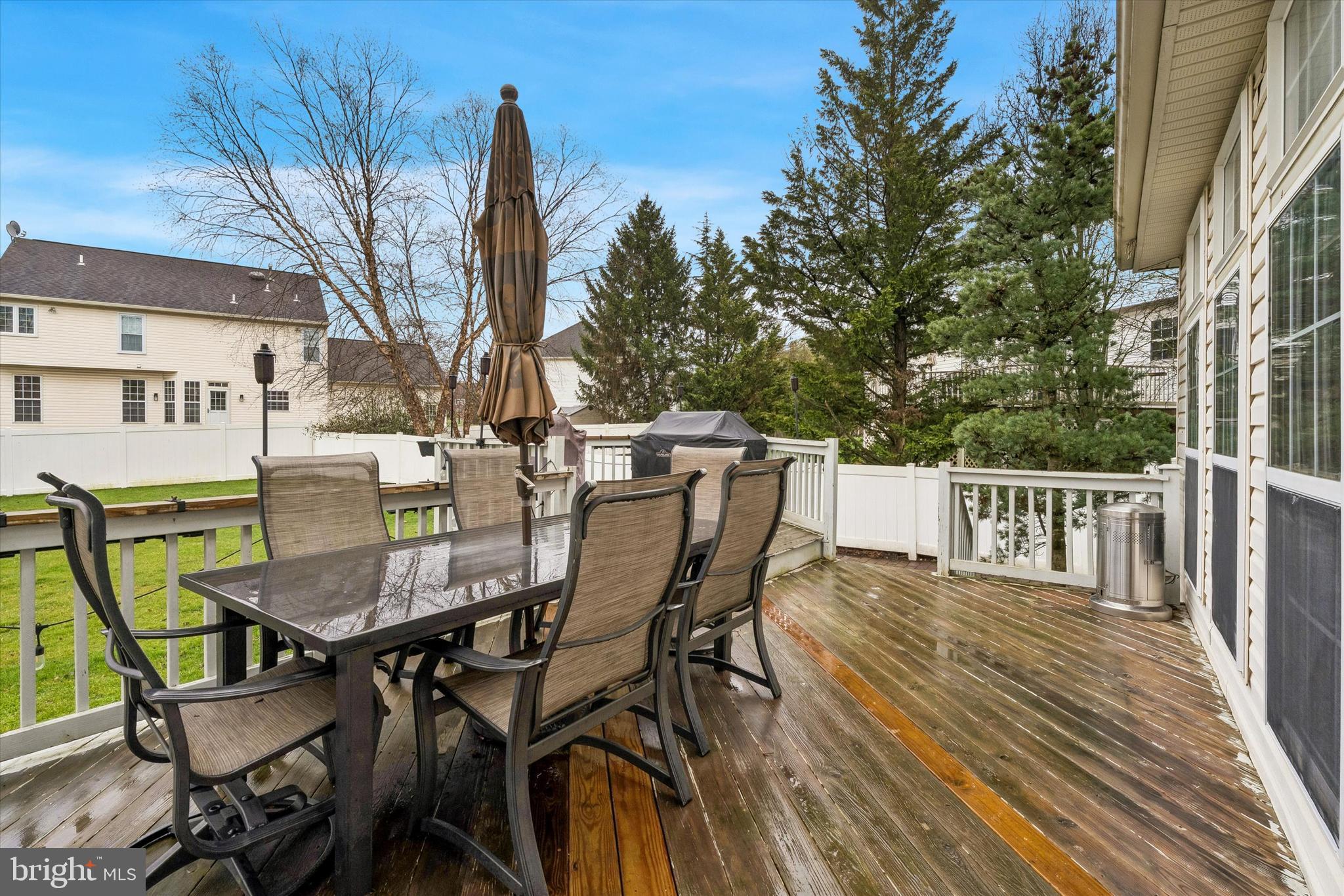 MAPLE KNOLL - Residential