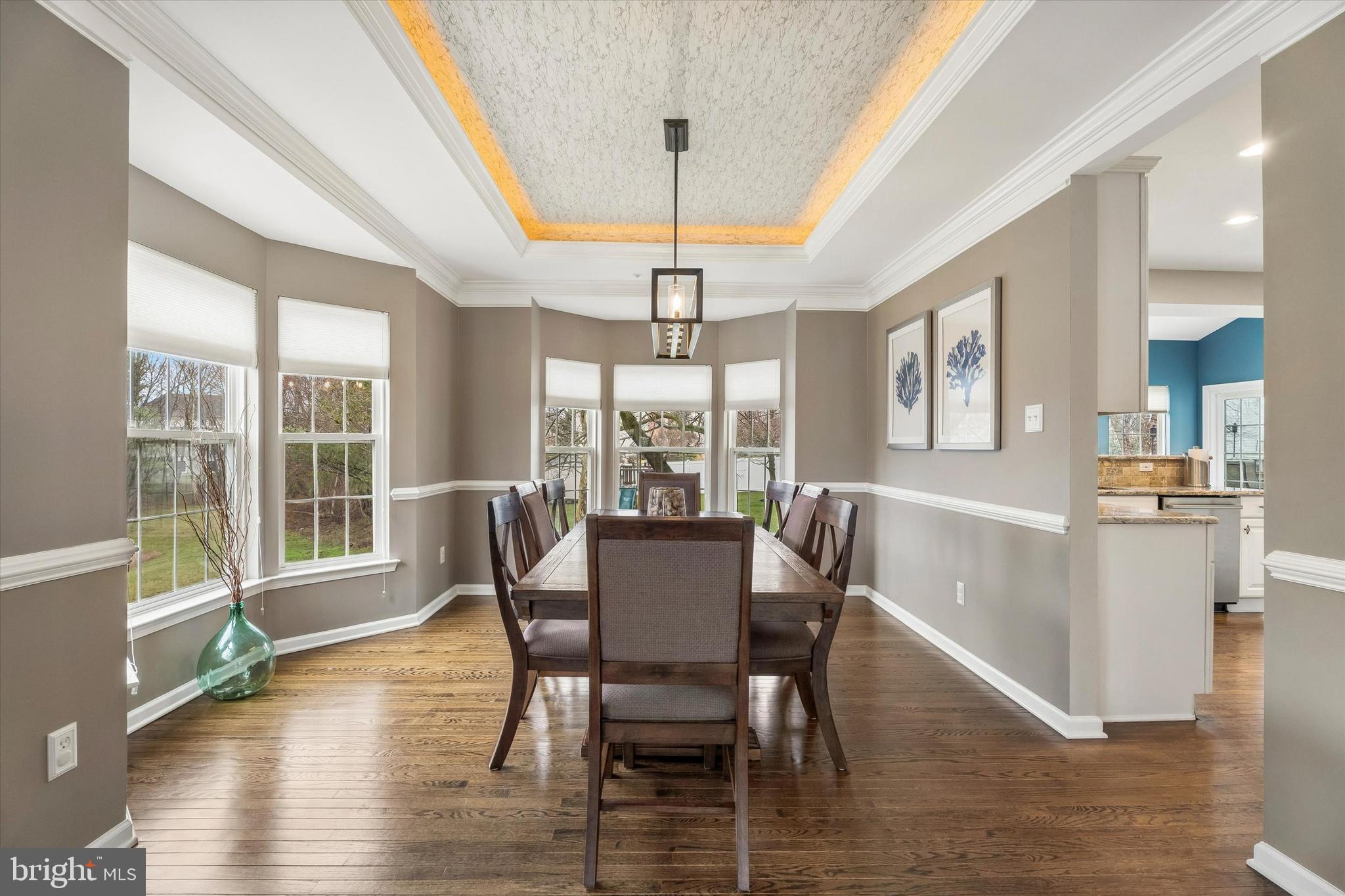 MAPLE KNOLL - Residential