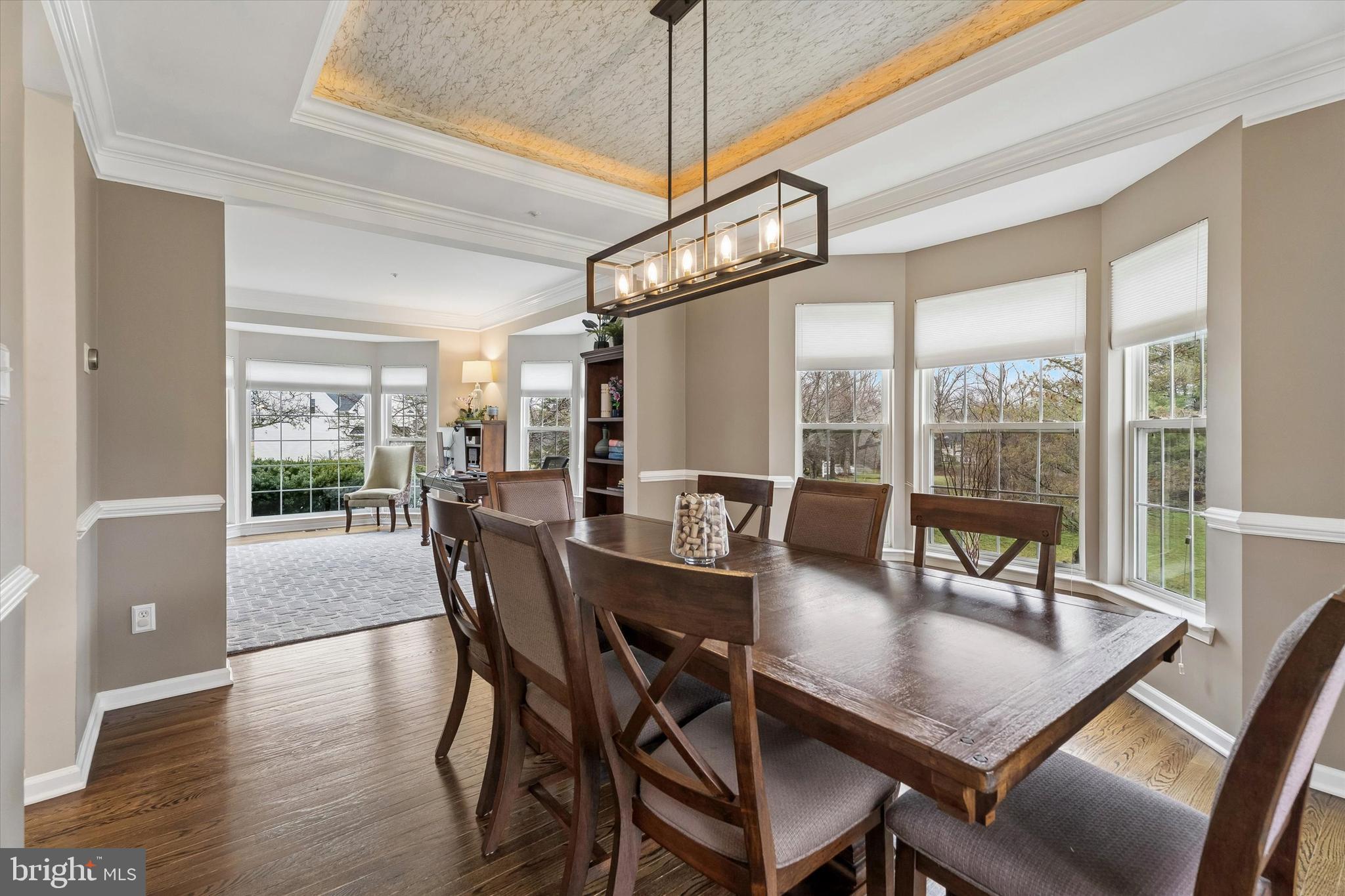 MAPLE KNOLL - Residential