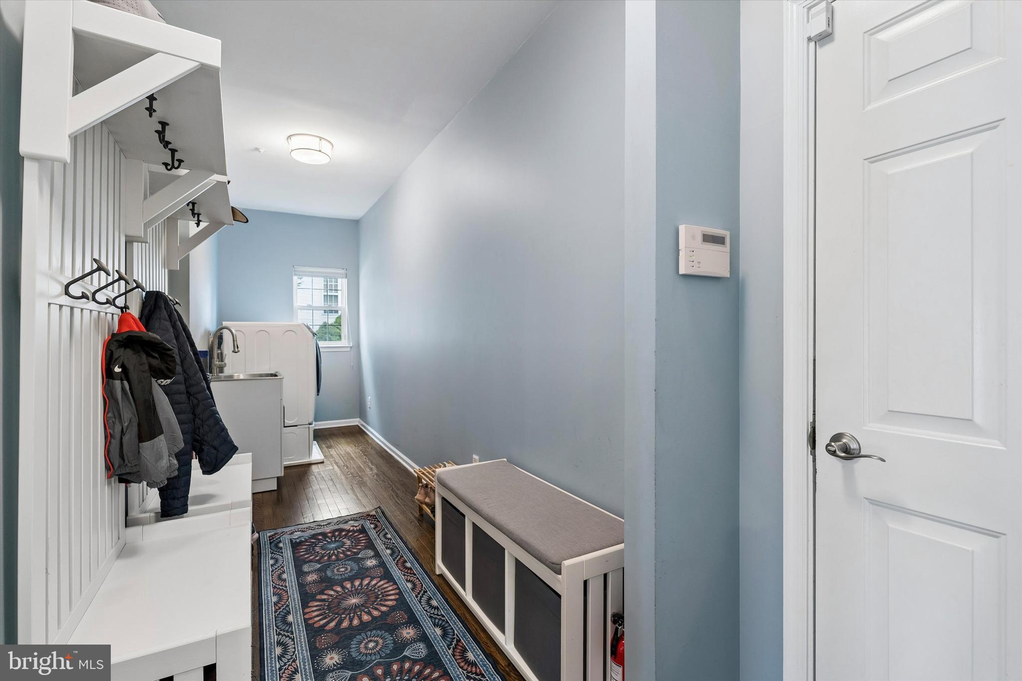 MAPLE KNOLL - Residential