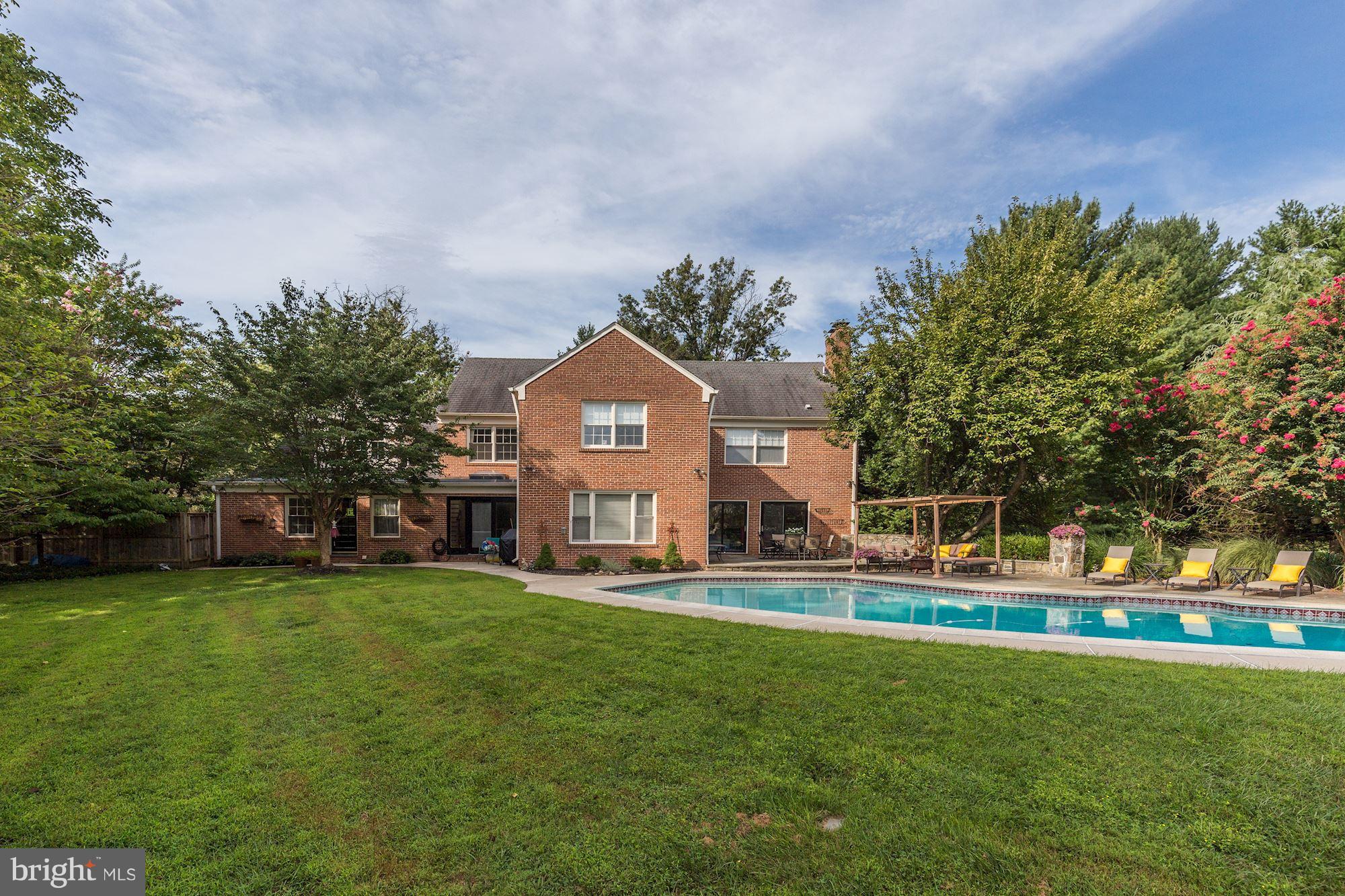 POTOMAC FALLS - Residential