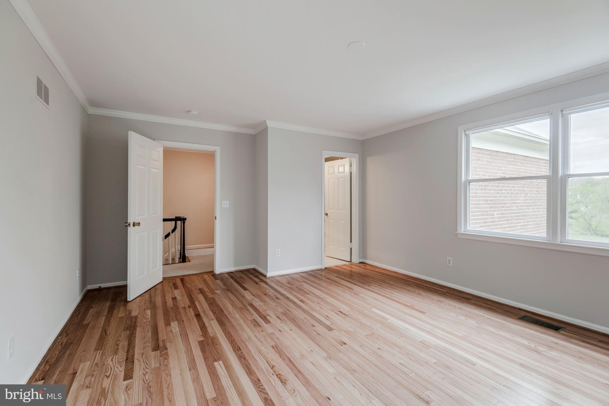 POTOMAC FALLS - Residential