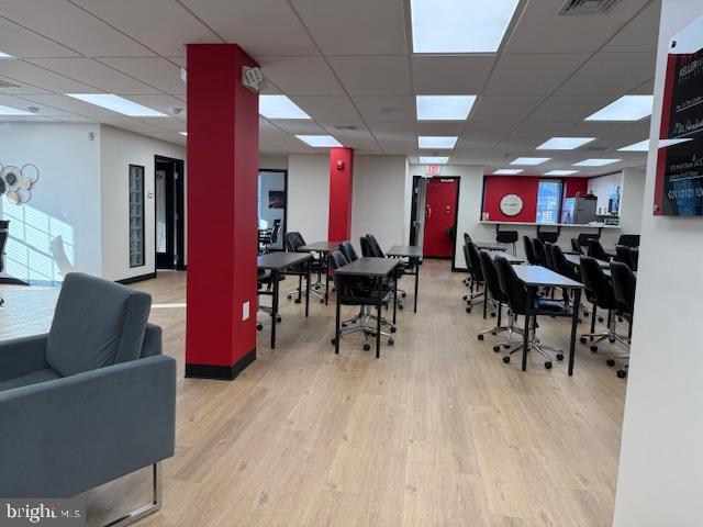 BUSTLETON - Commercial Sale