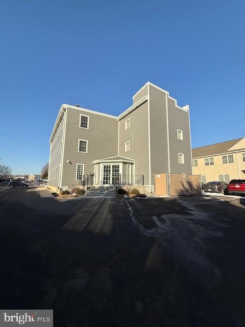BUSTLETON - Commercial Sale