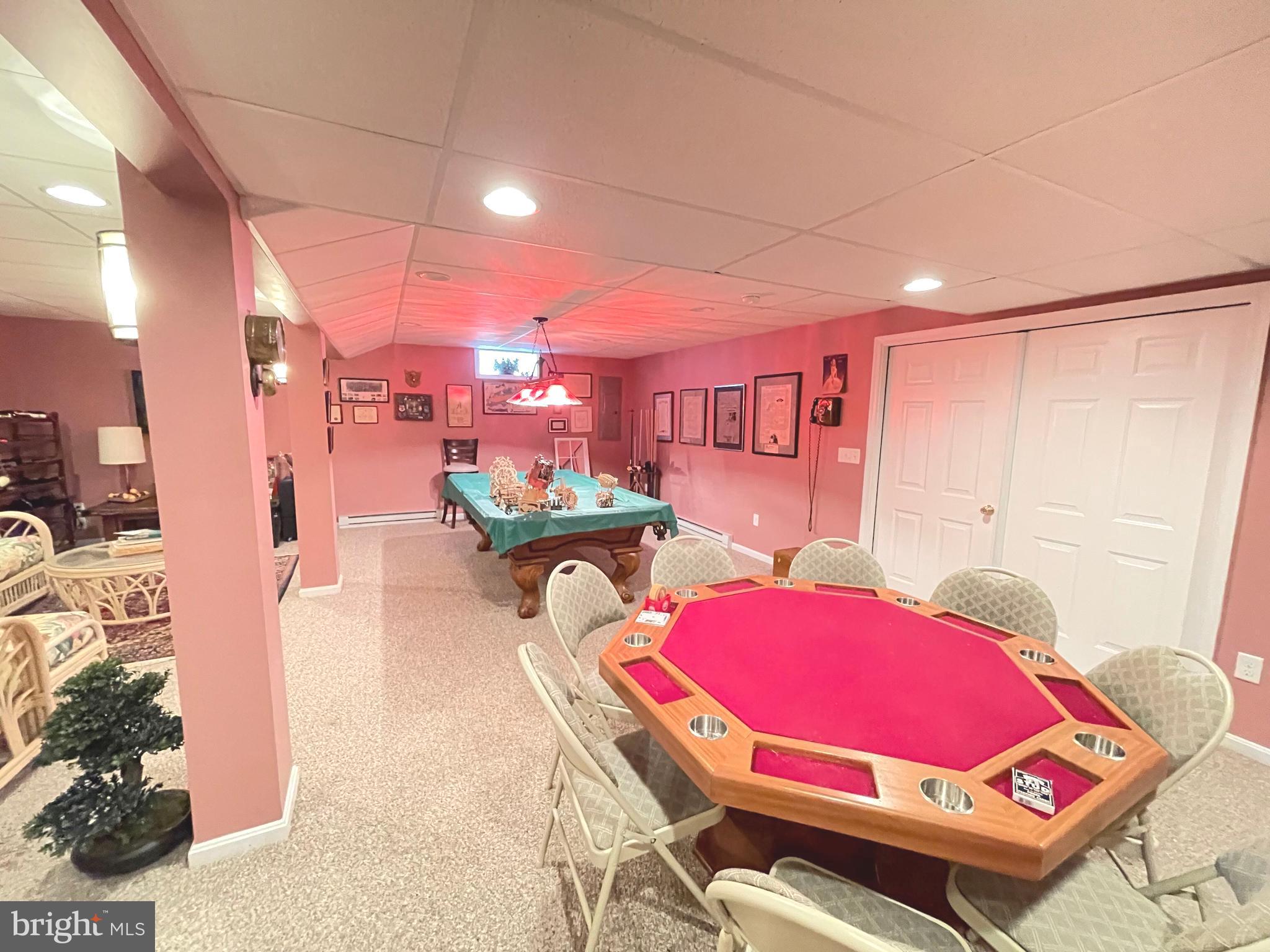 WAGAMONS WEST SHORES - Residential