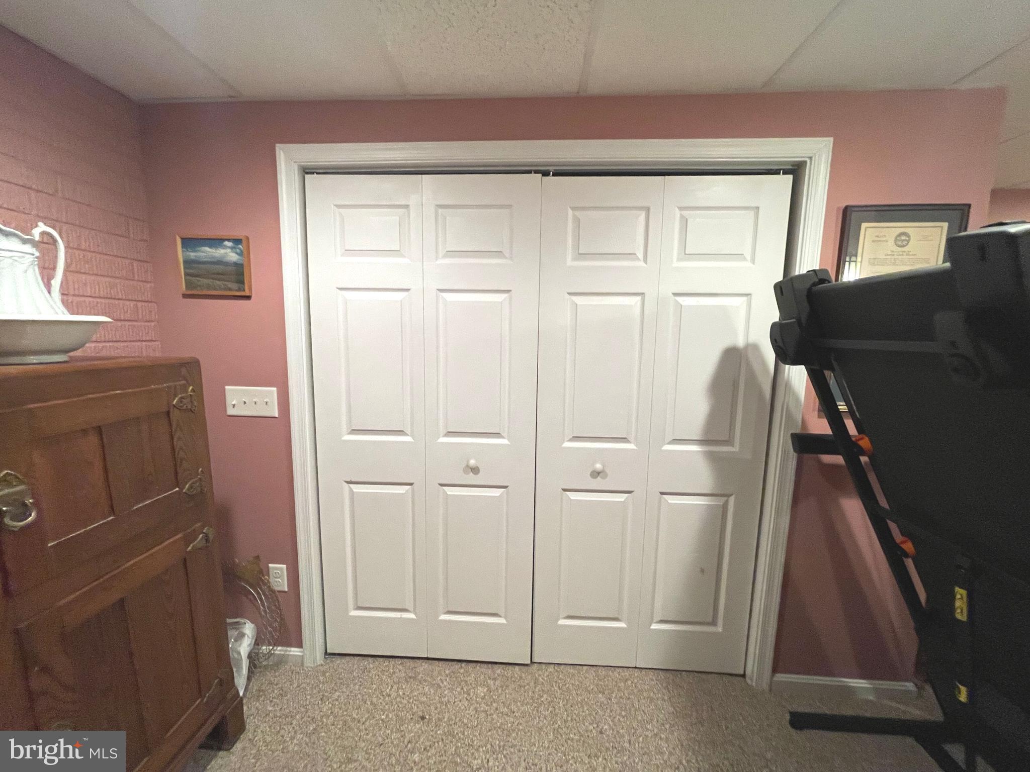 WAGAMONS WEST SHORES - Residential