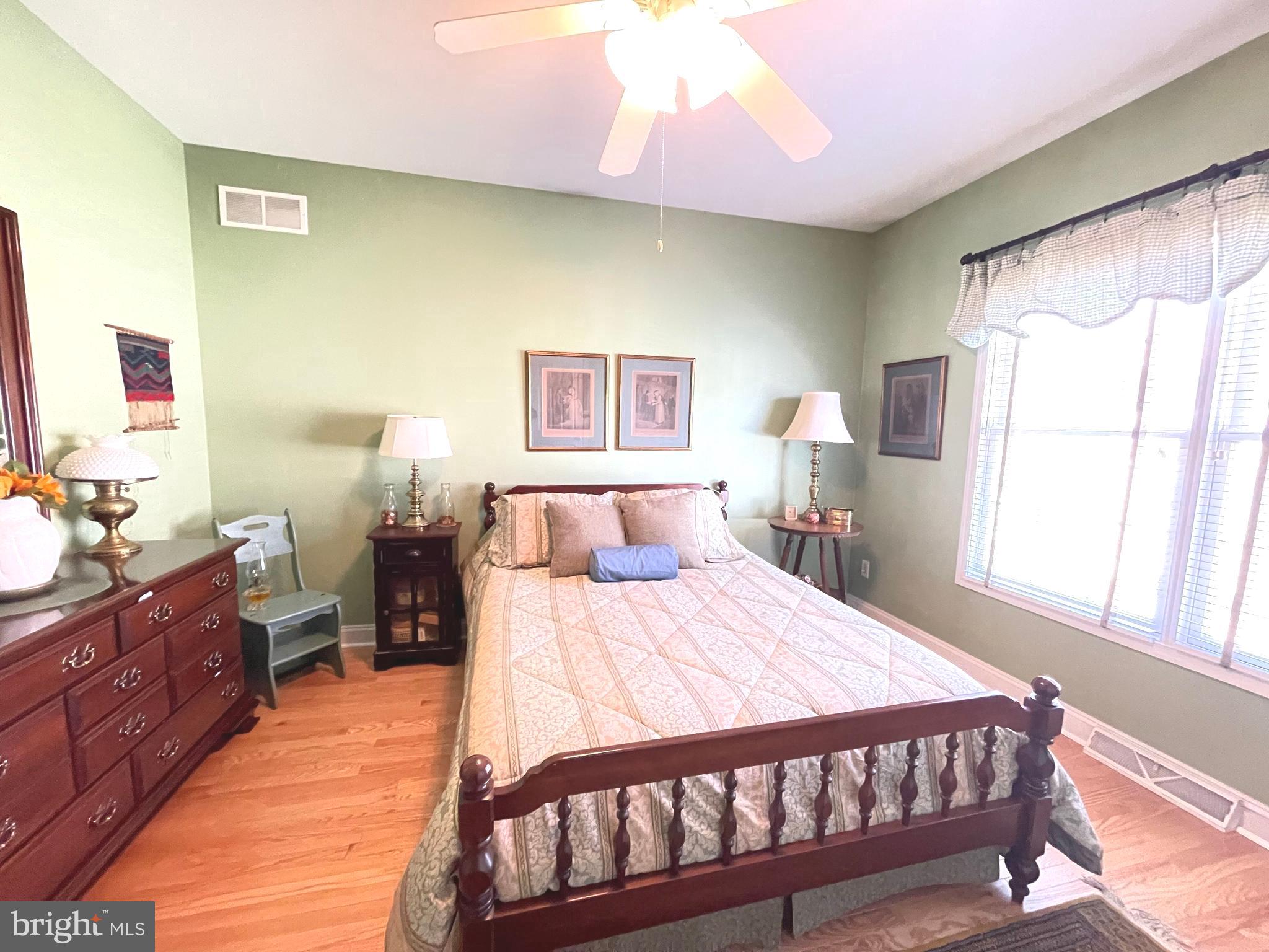 WAGAMONS WEST SHORES - Residential