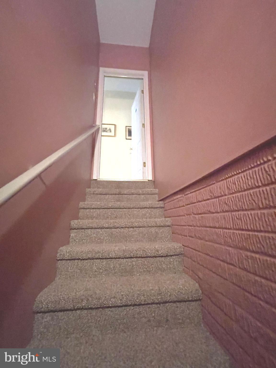 WAGAMONS WEST SHORES - Residential