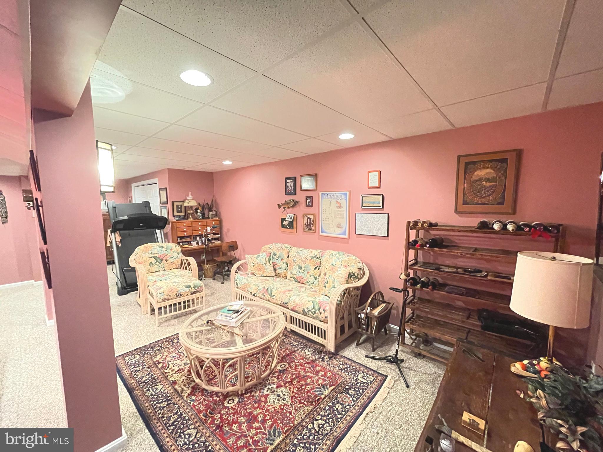 WAGAMONS WEST SHORES - Residential