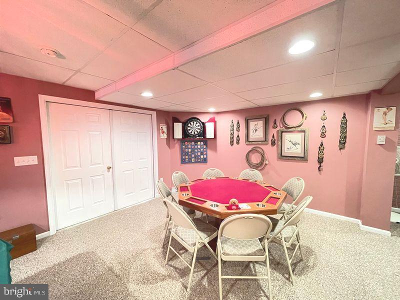 WAGAMONS WEST SHORES - Residential