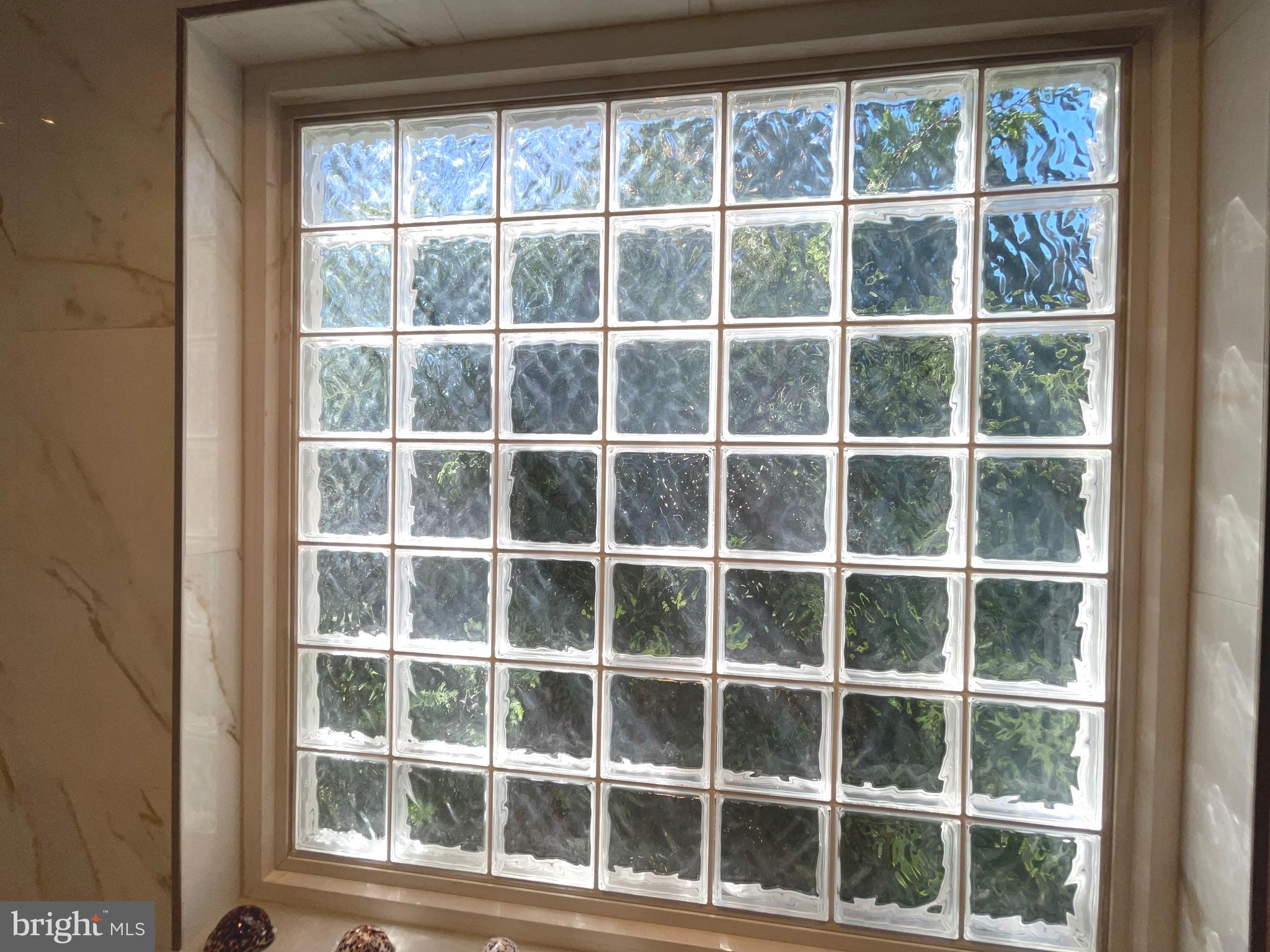 WAGAMONS WEST SHORES - Residential