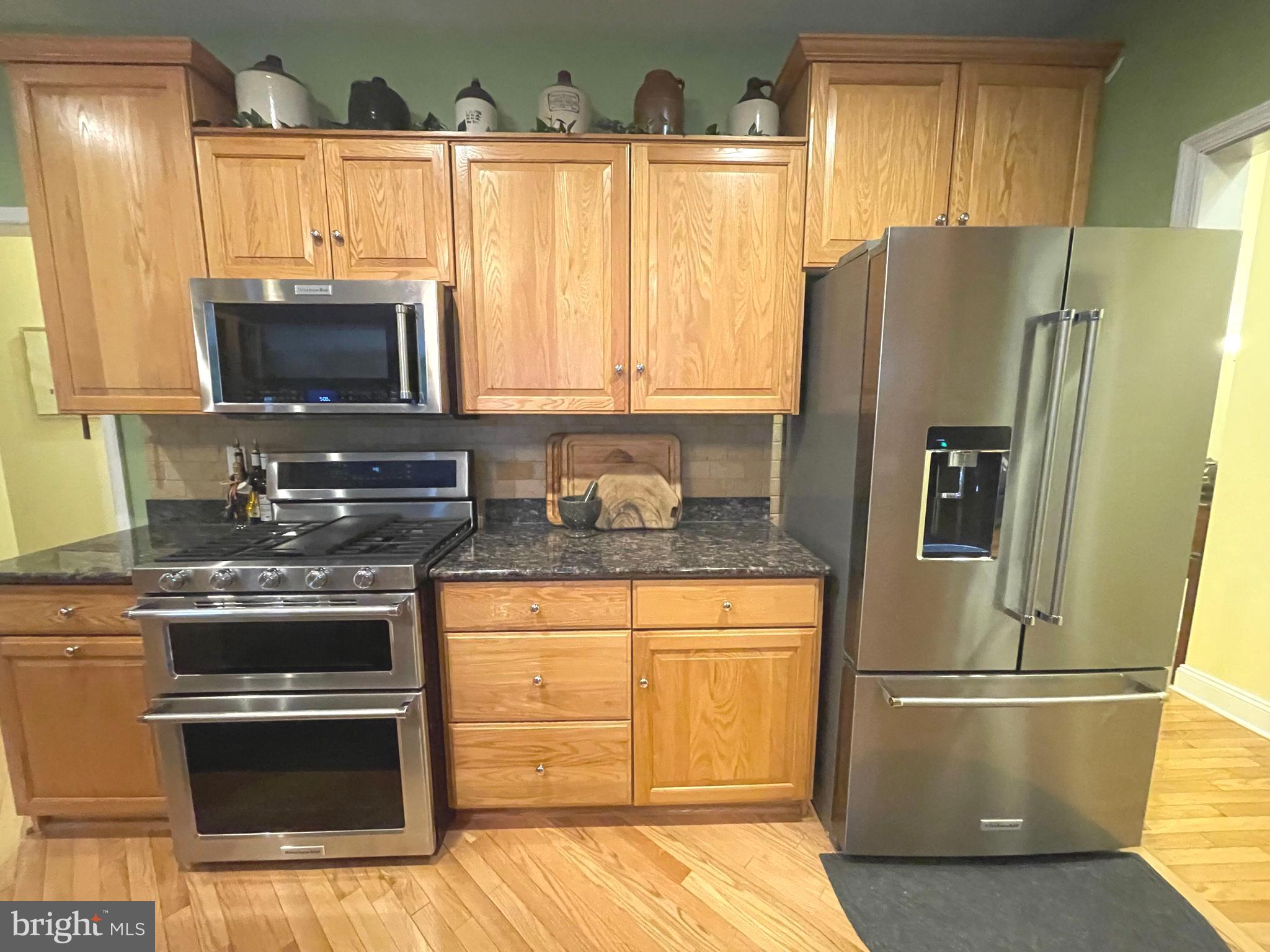 WAGAMONS WEST SHORES - Residential