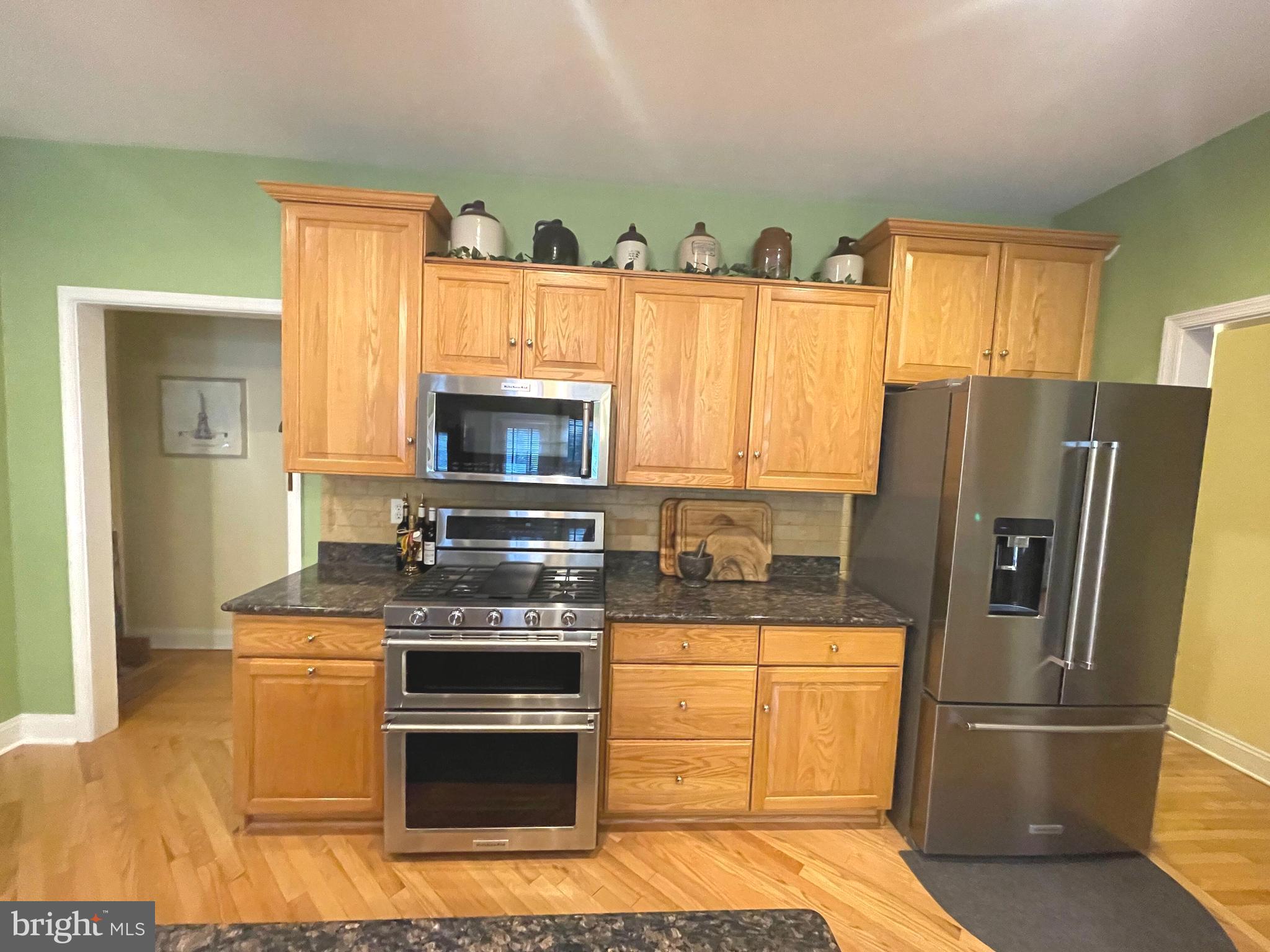 WAGAMONS WEST SHORES - Residential