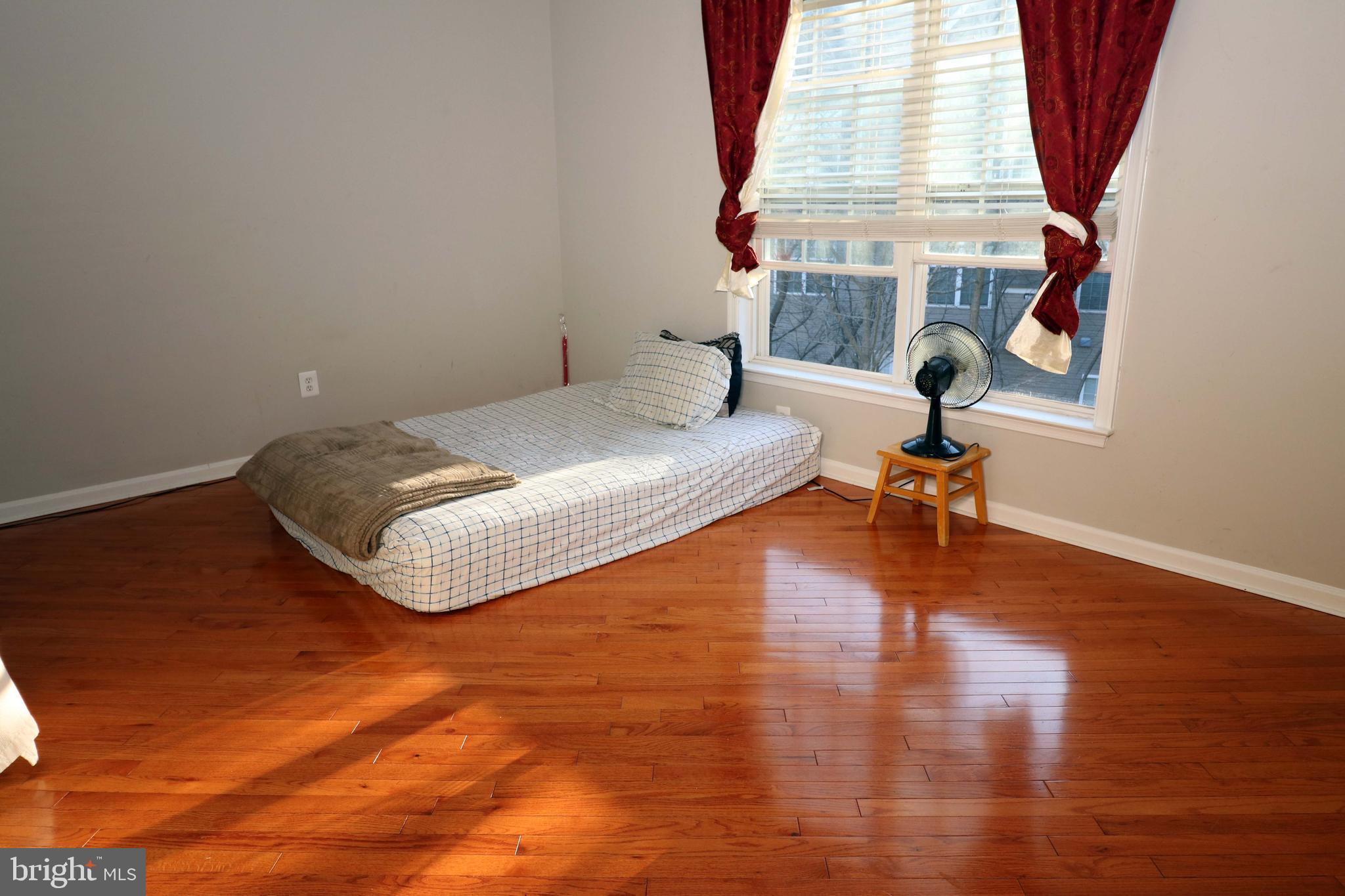 HOPEWELLS LANDING - Residential