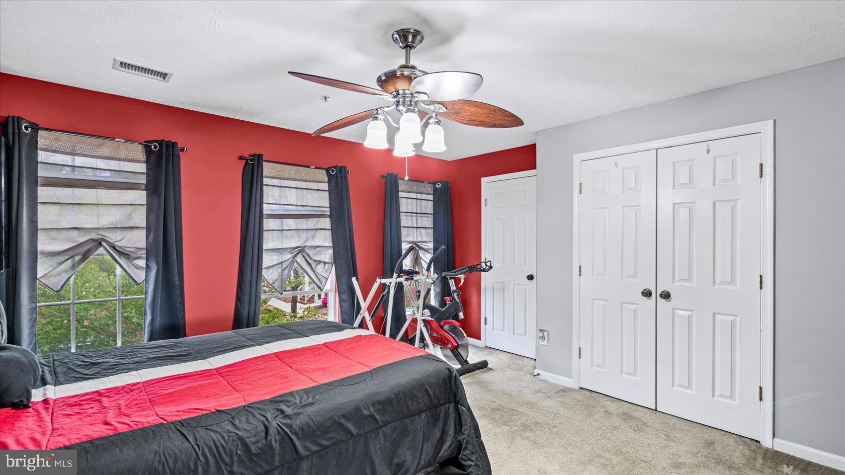 VILLAGE OF MILL RUN - Residential